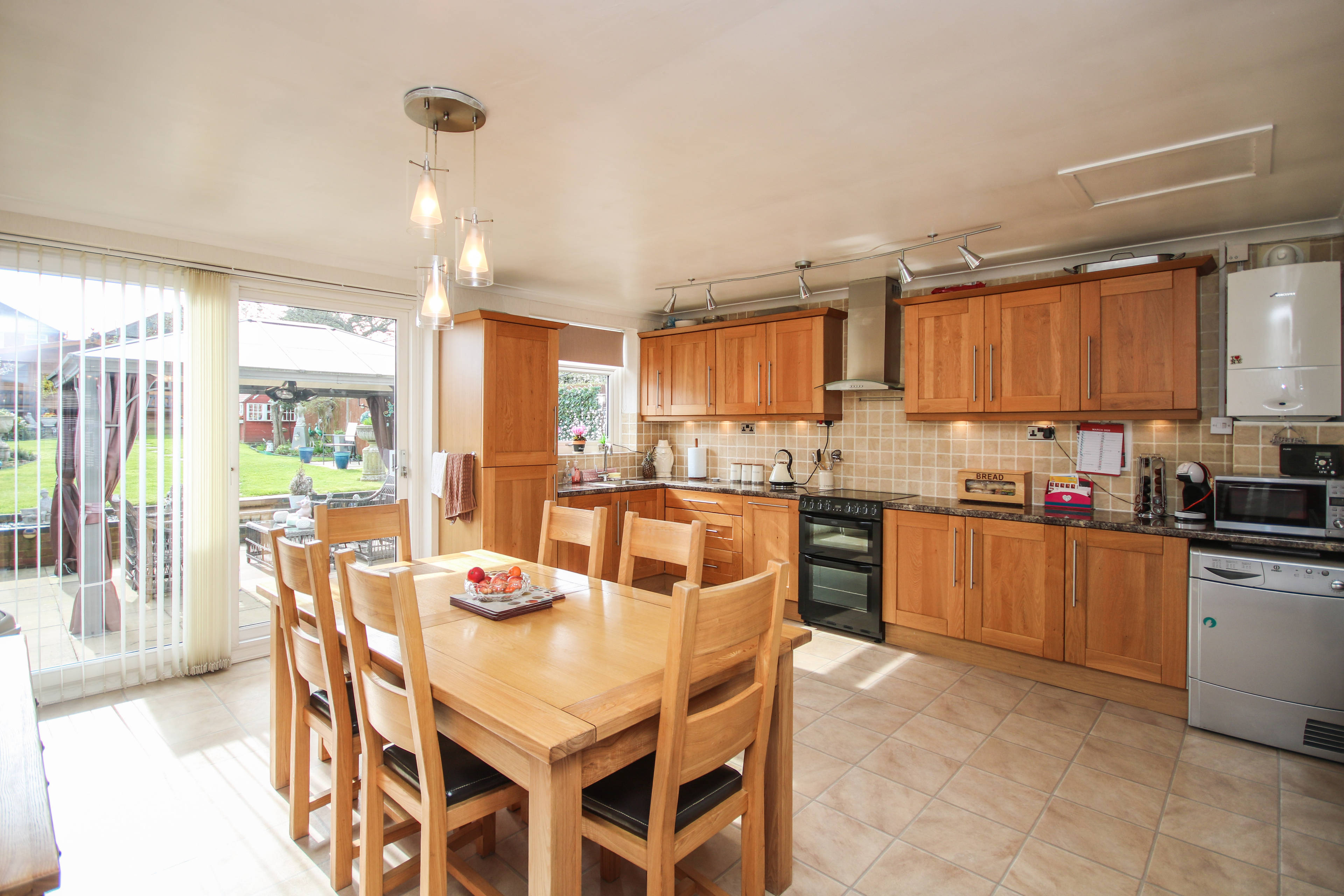 Kitchen/Breakfast