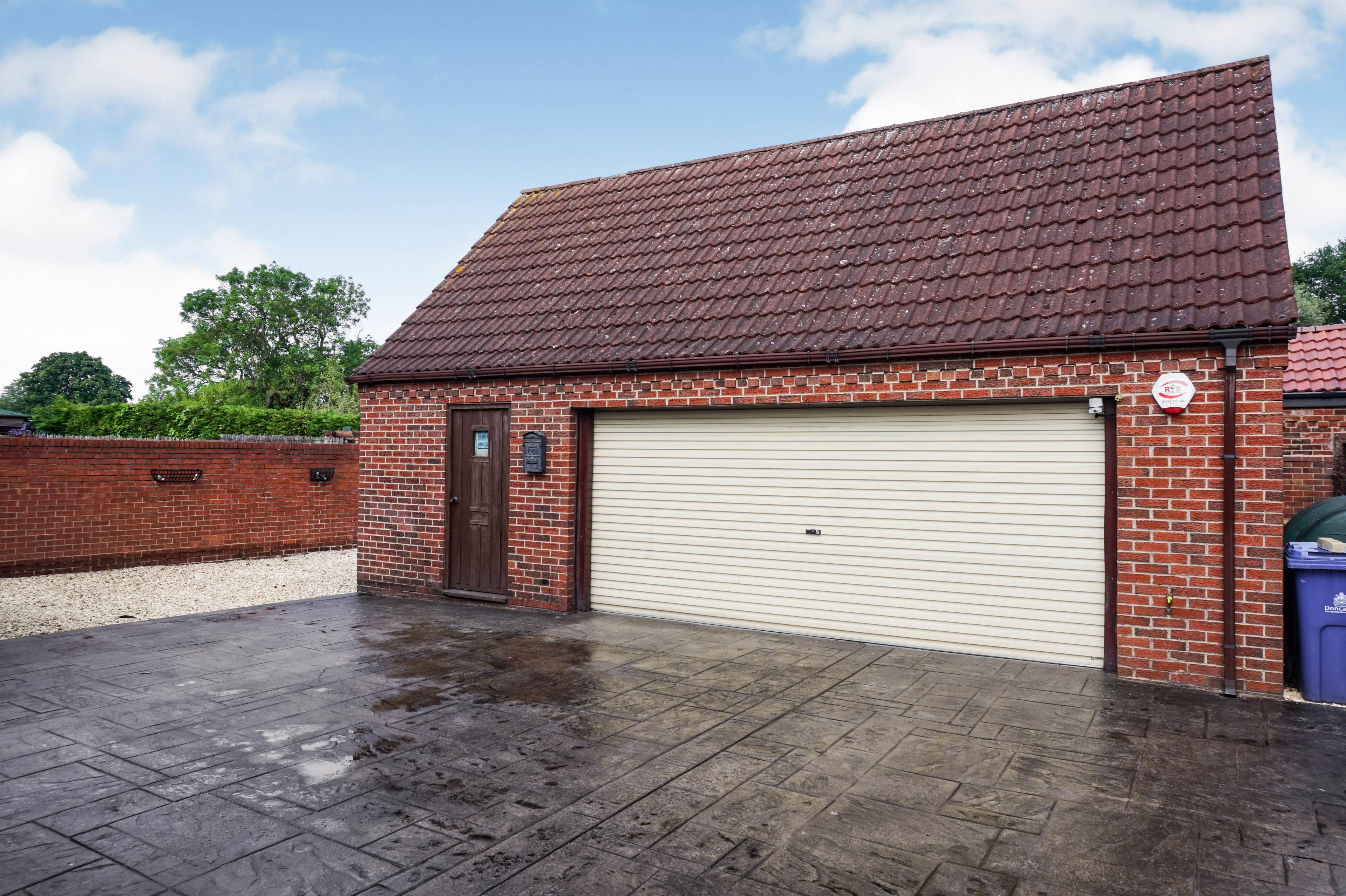 Double Garage