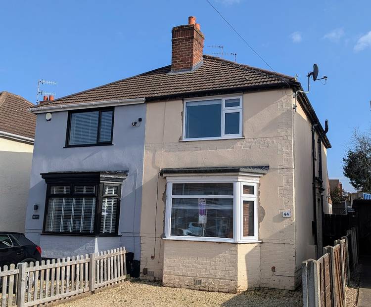 3 bedroom semi-detached house