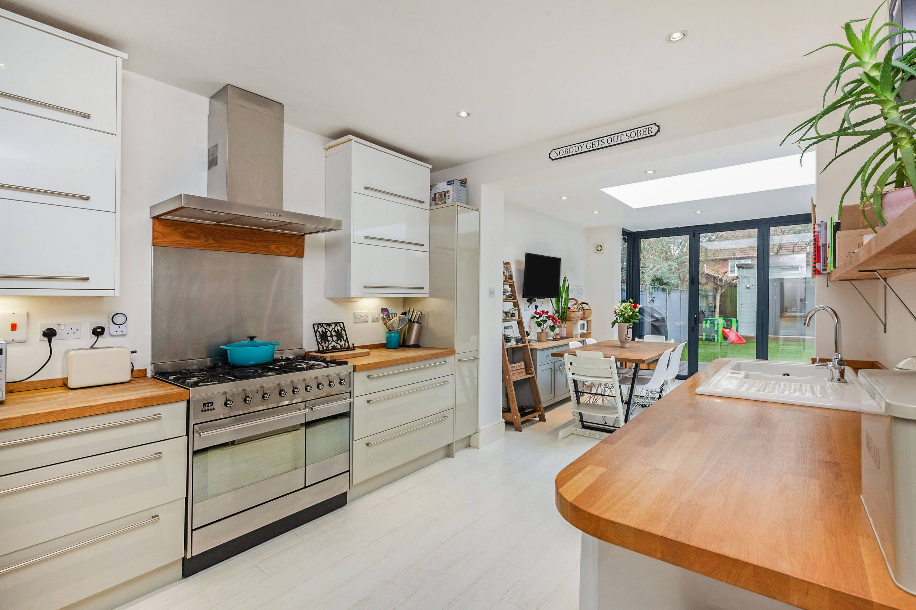 Kitchen/Family Room