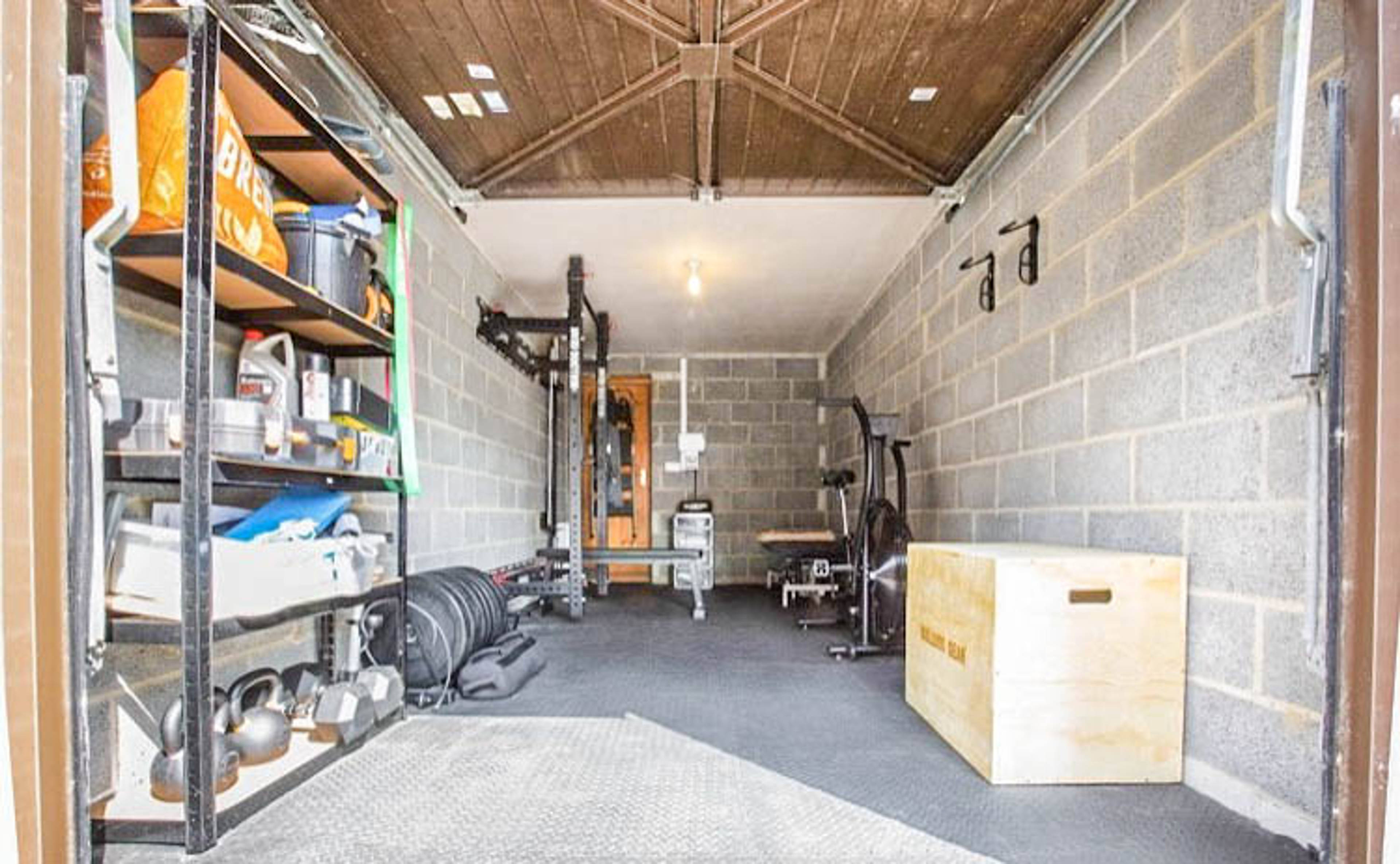 garage