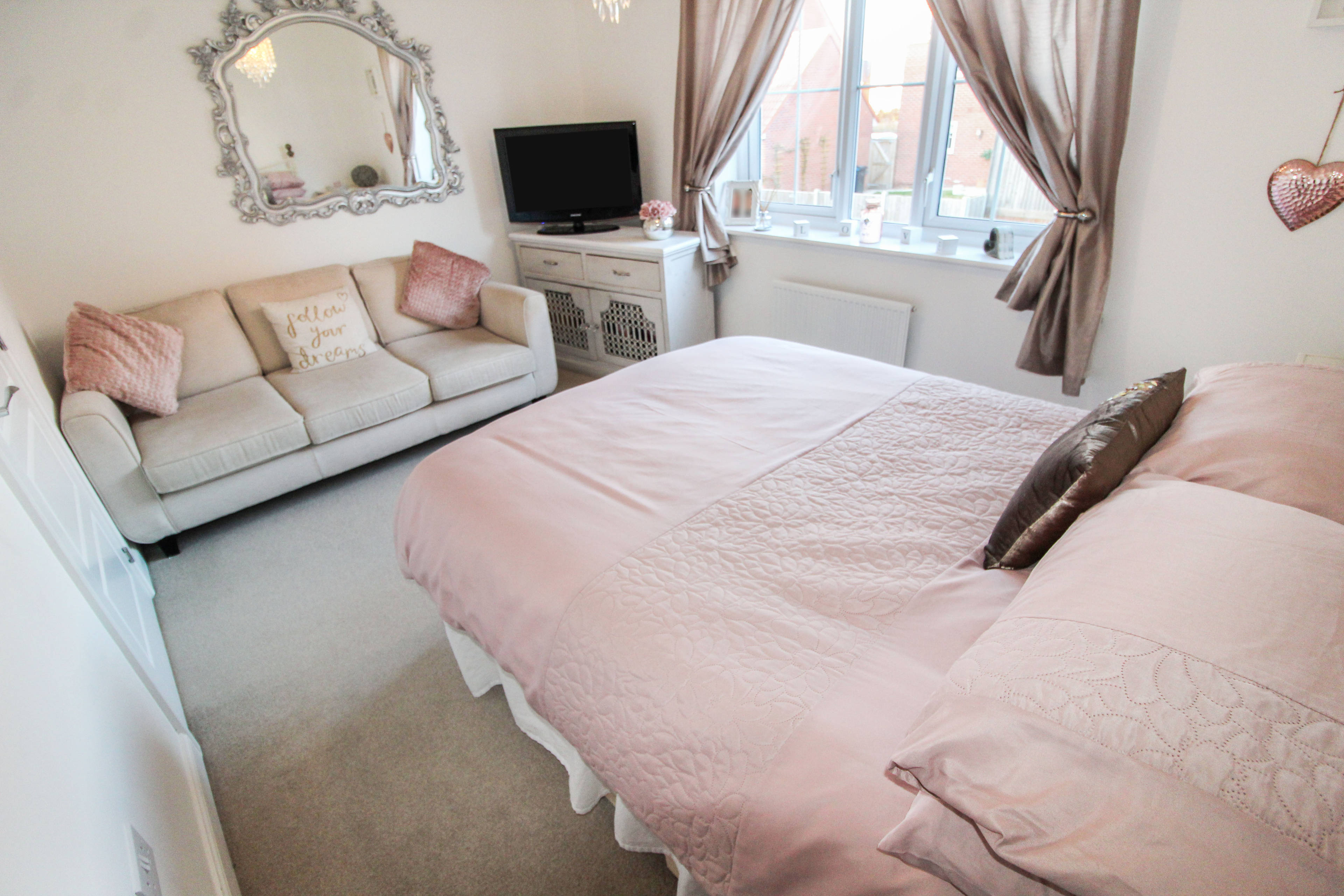 Bedroom/Lounge