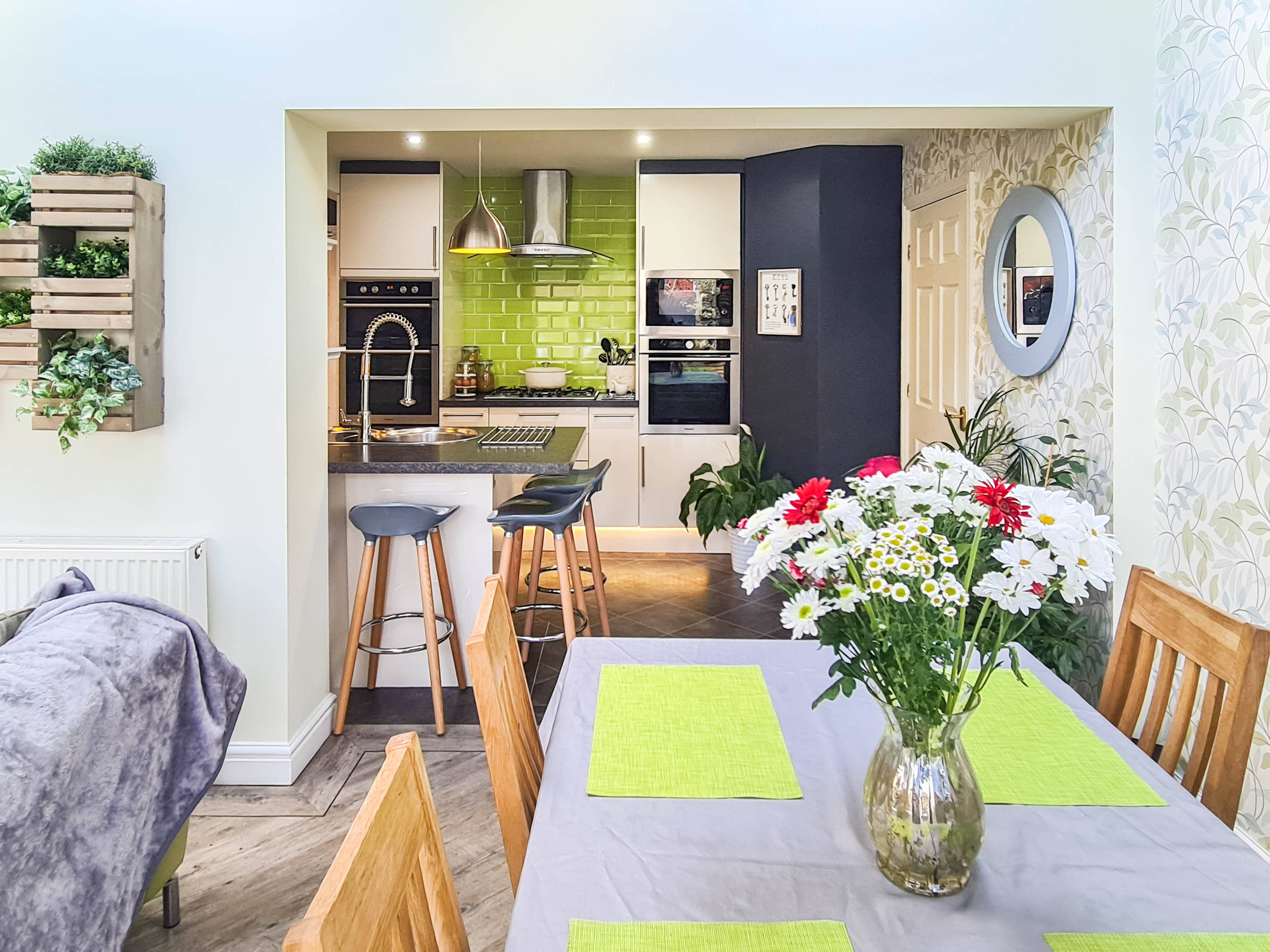 Kitchen/Family Room