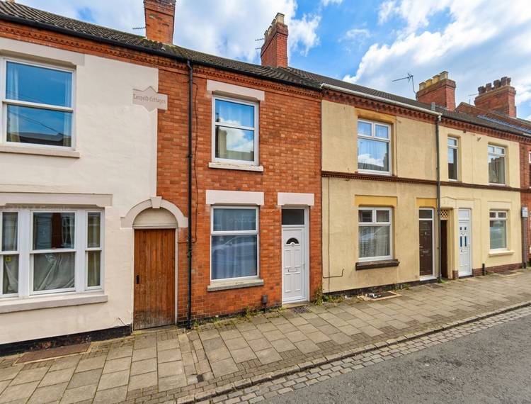 2 bedroom terraced house