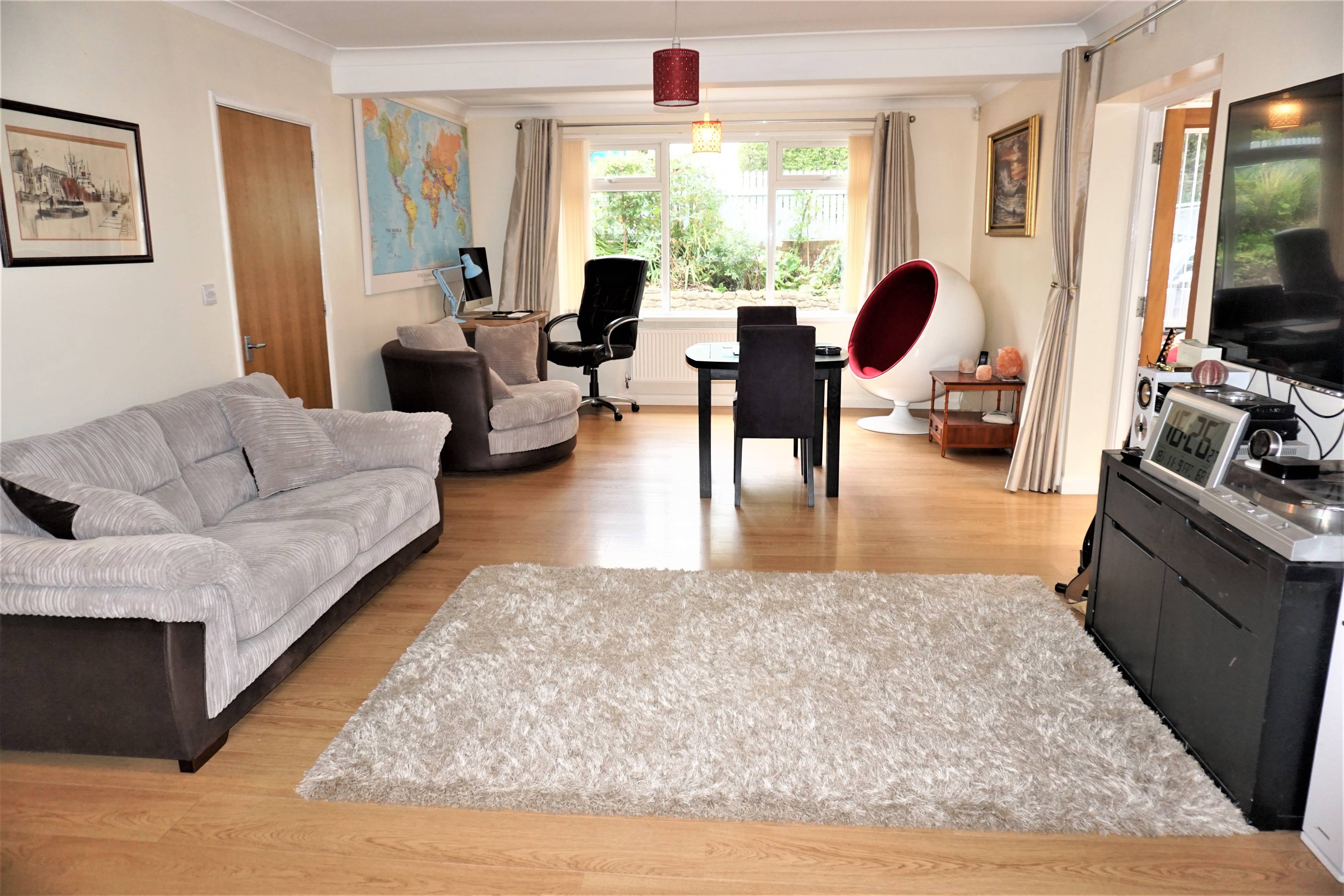 Living / Dining Room