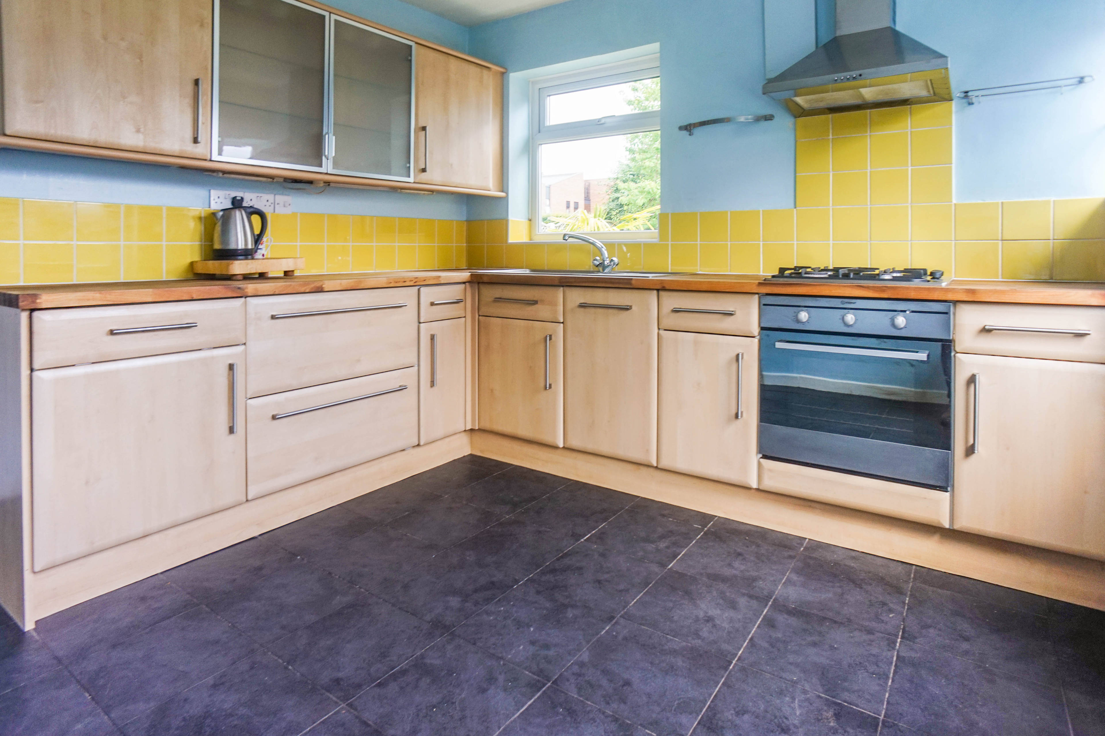 Kitchen/Breakfast