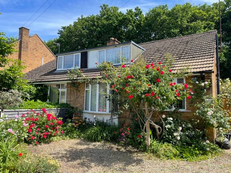 3 bedroom semi-detached house