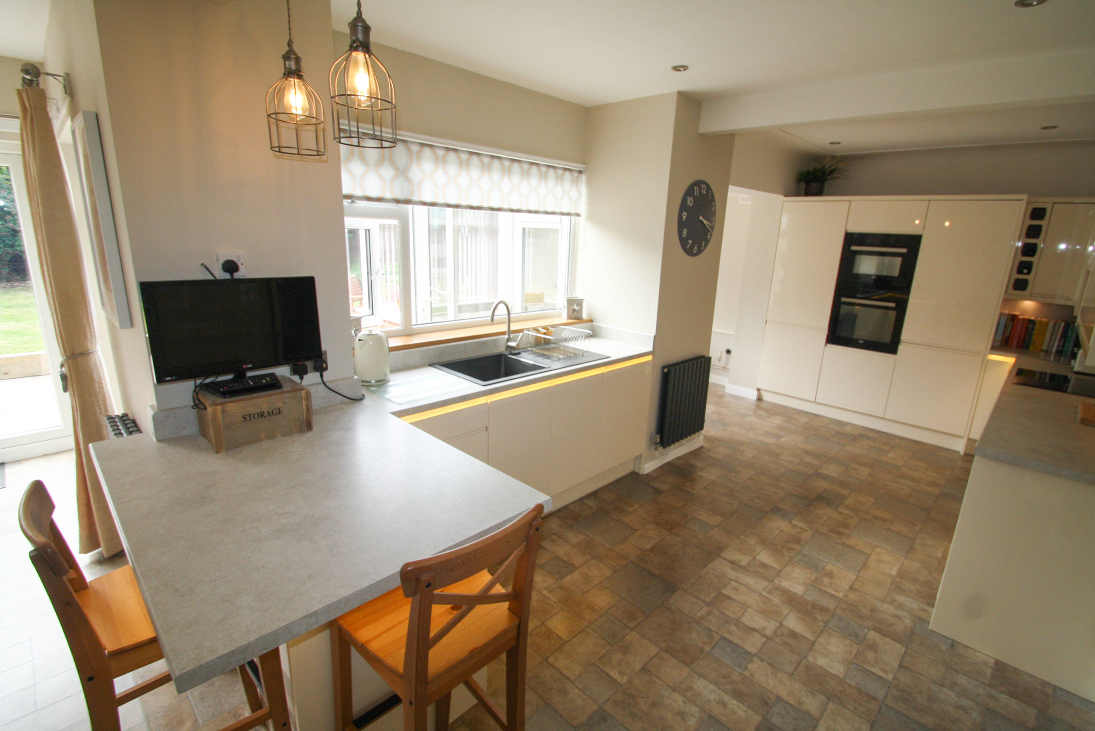 Kitchen/Breakfast