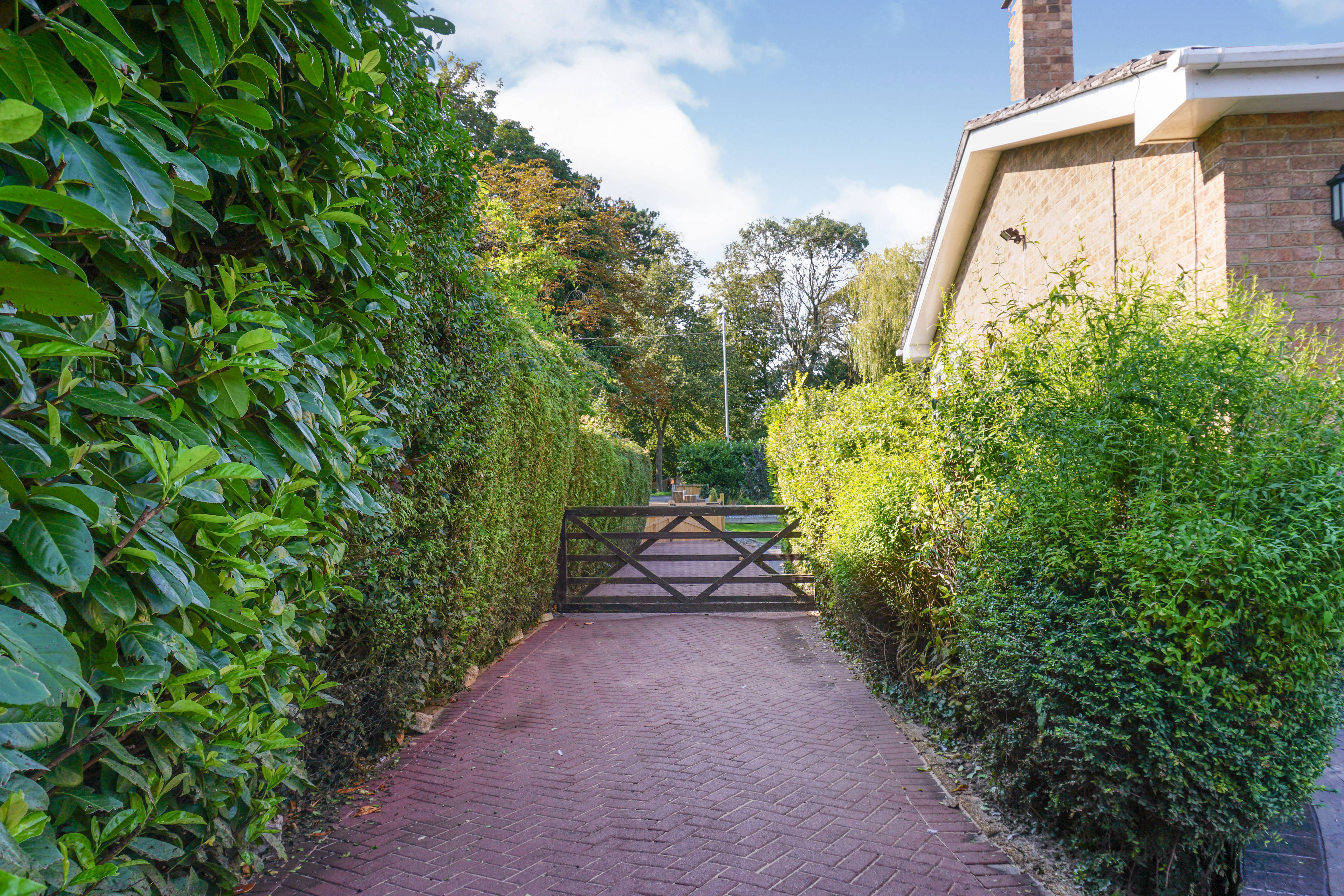 Side Passage