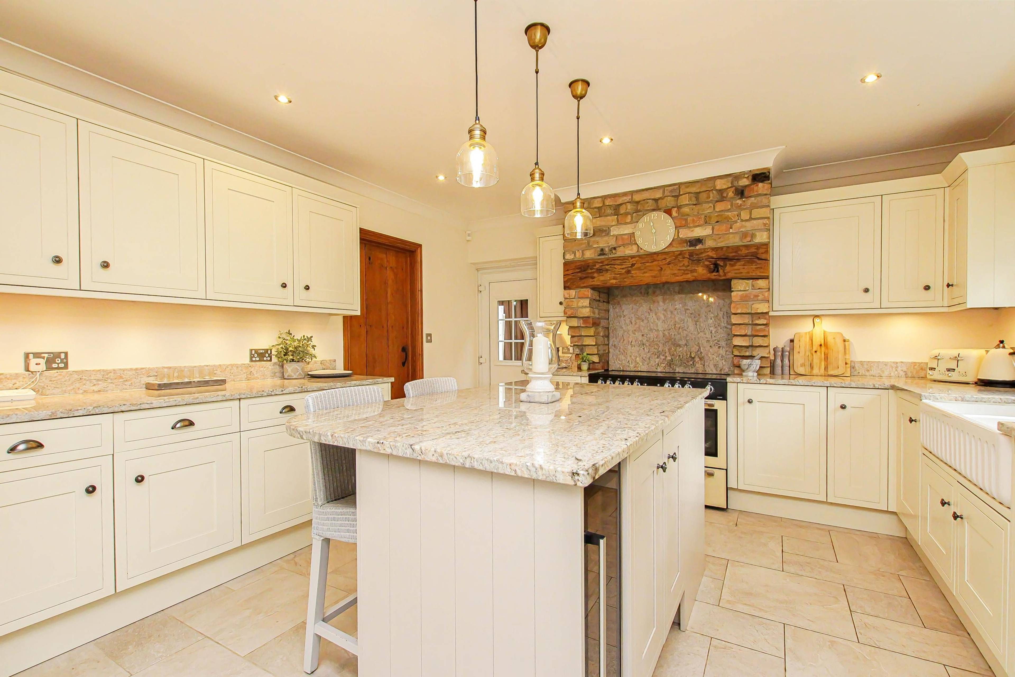 Kitchen/Breakfast