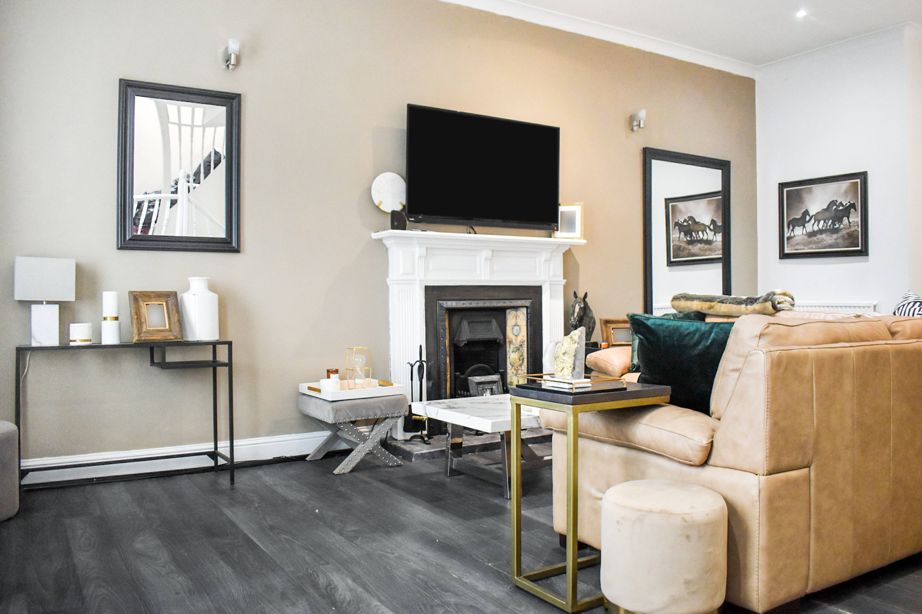 Lounge/Dining Room