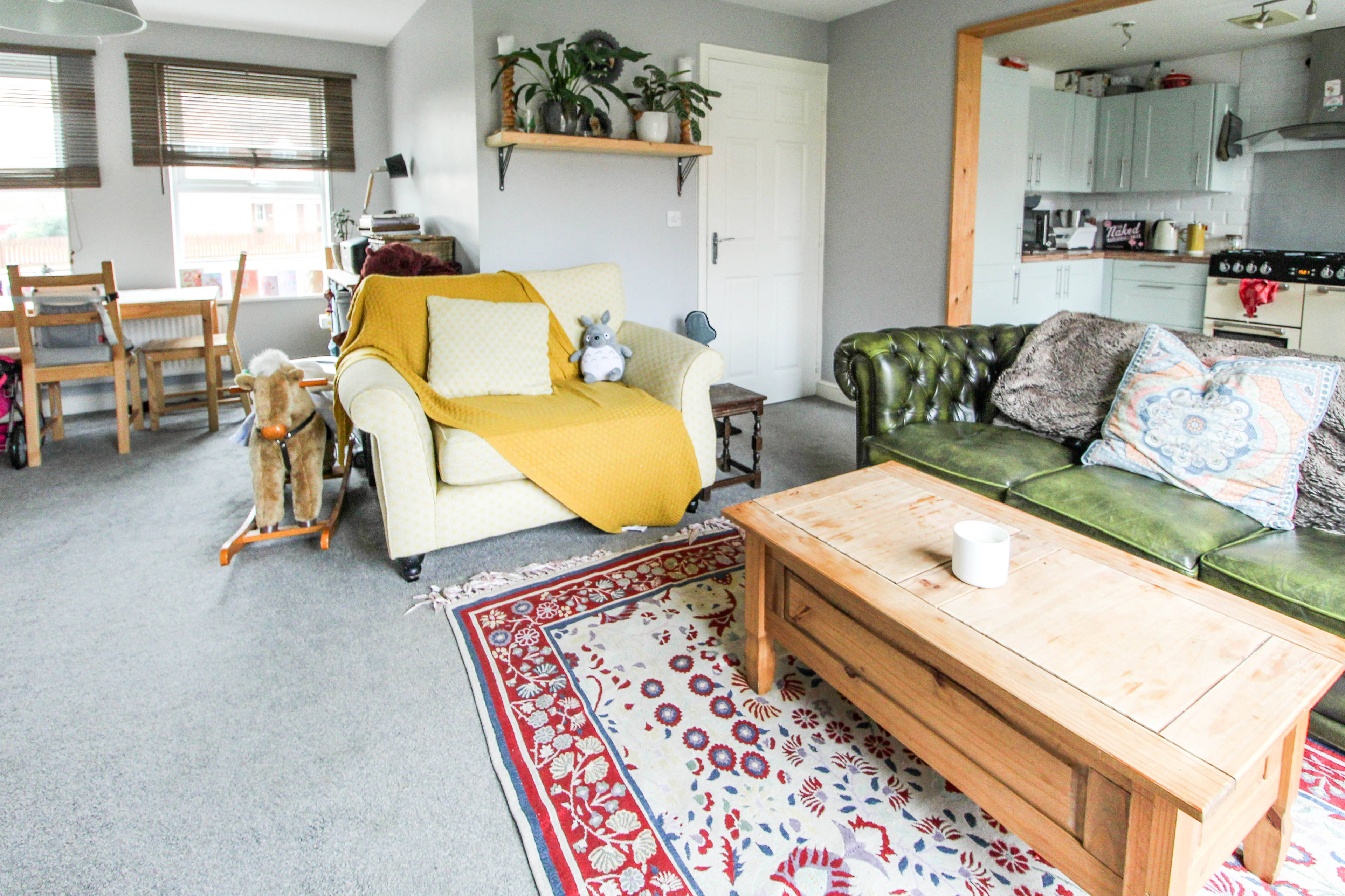 Lounge/Dining Room