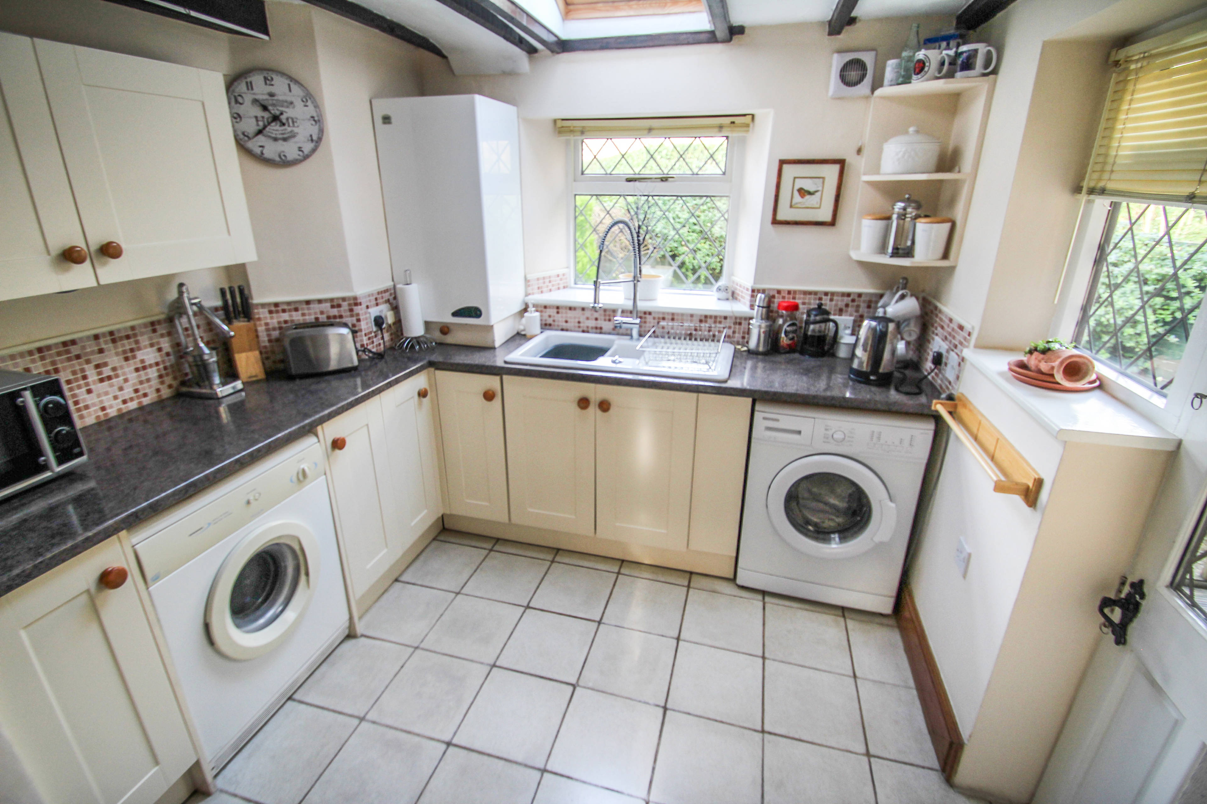 Kitchen/Breakfast
