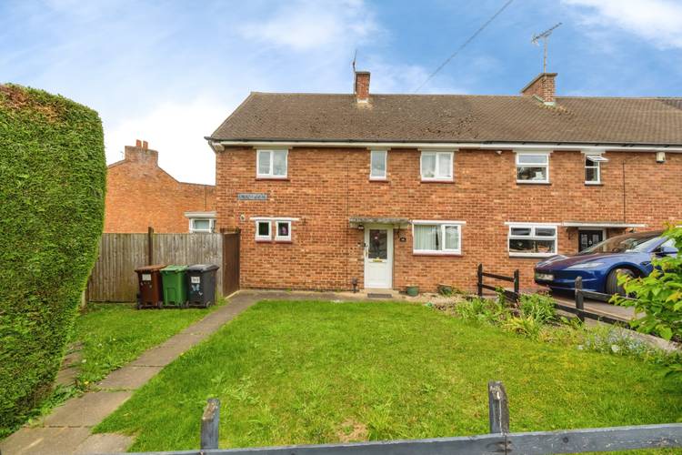 3 bedroom semi-detached house