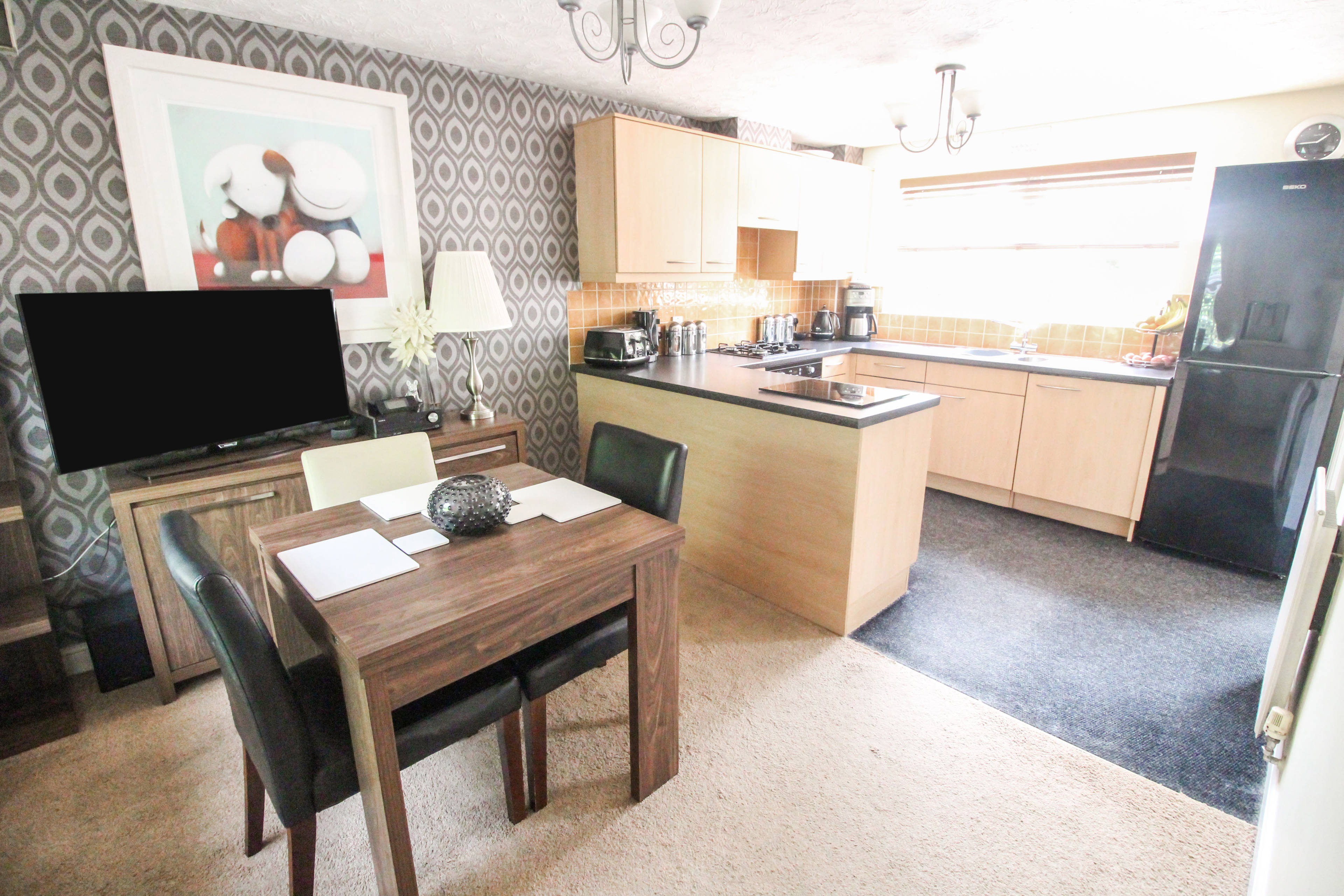 Kitchen/Dining Room