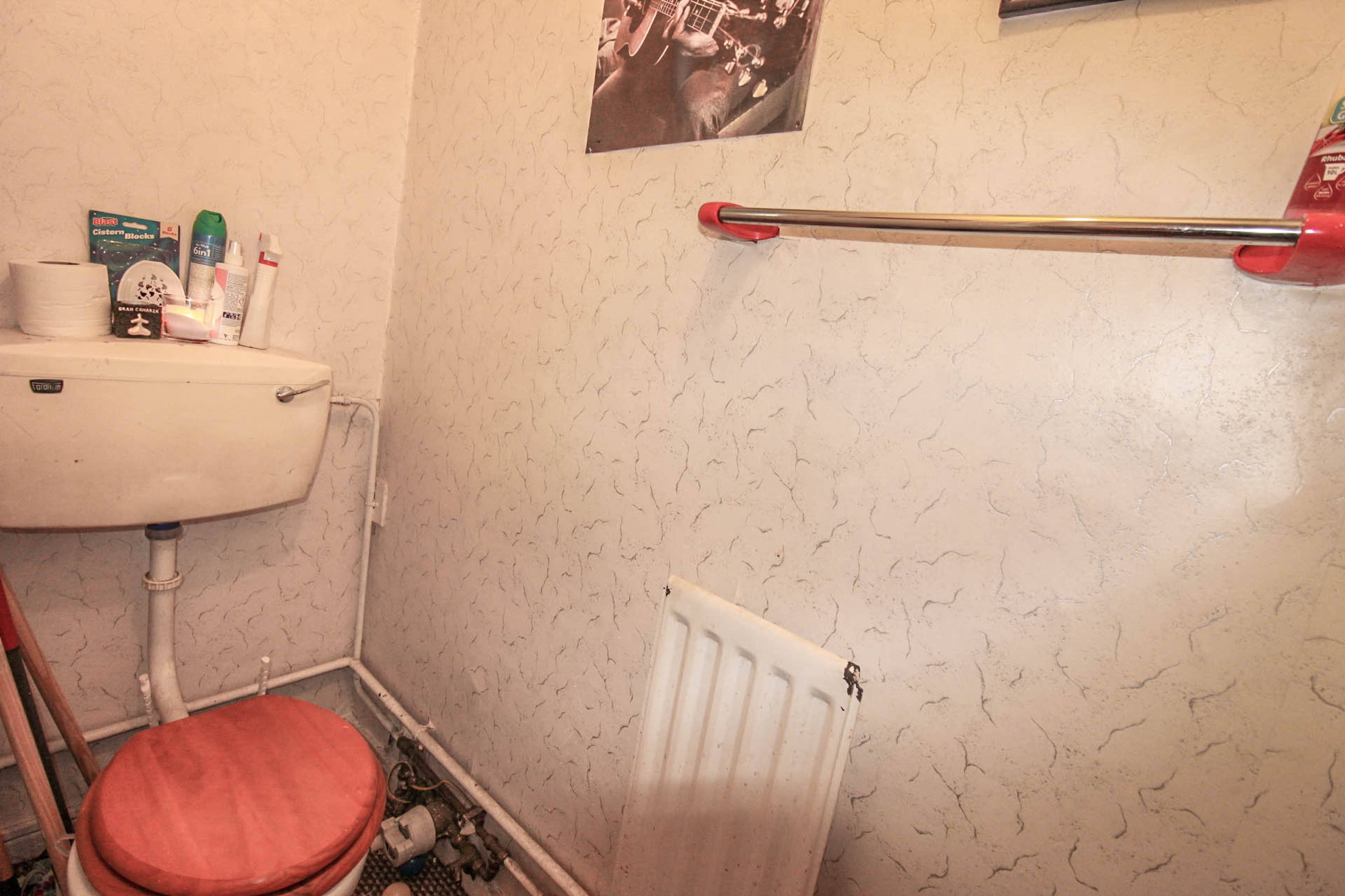 Downstairs Cloakroom
