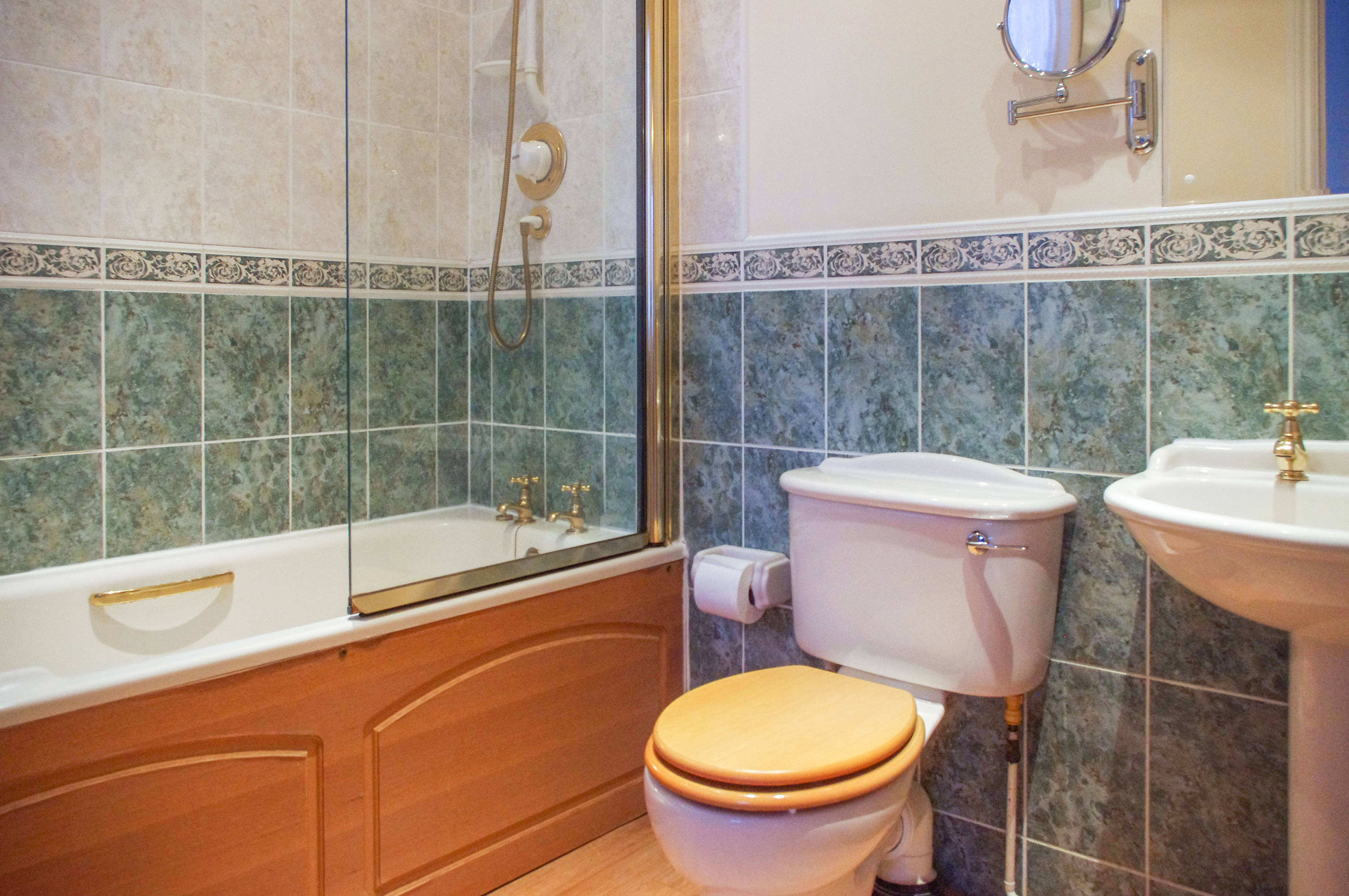 Master En-suite