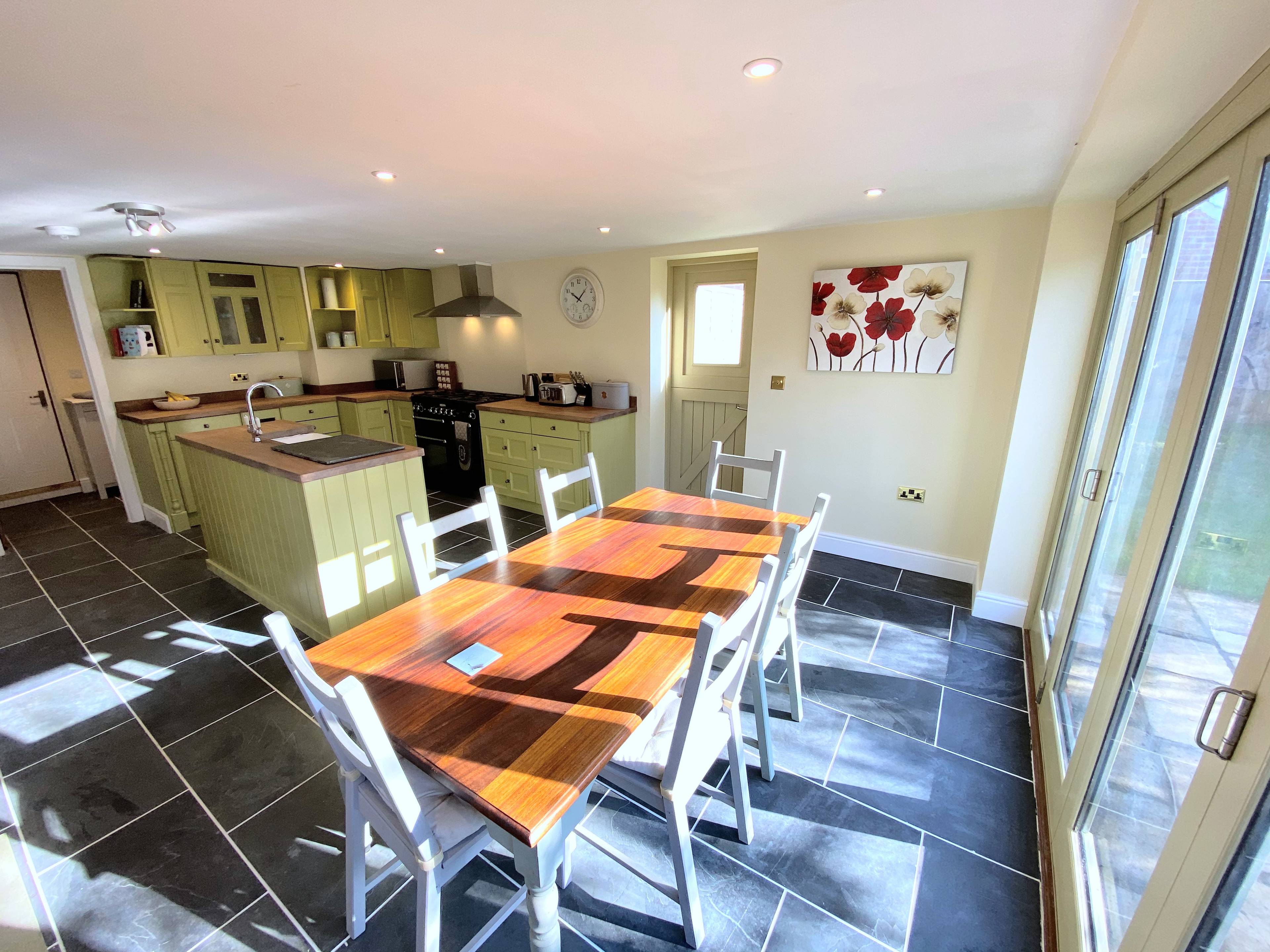Kitchen/Family Room