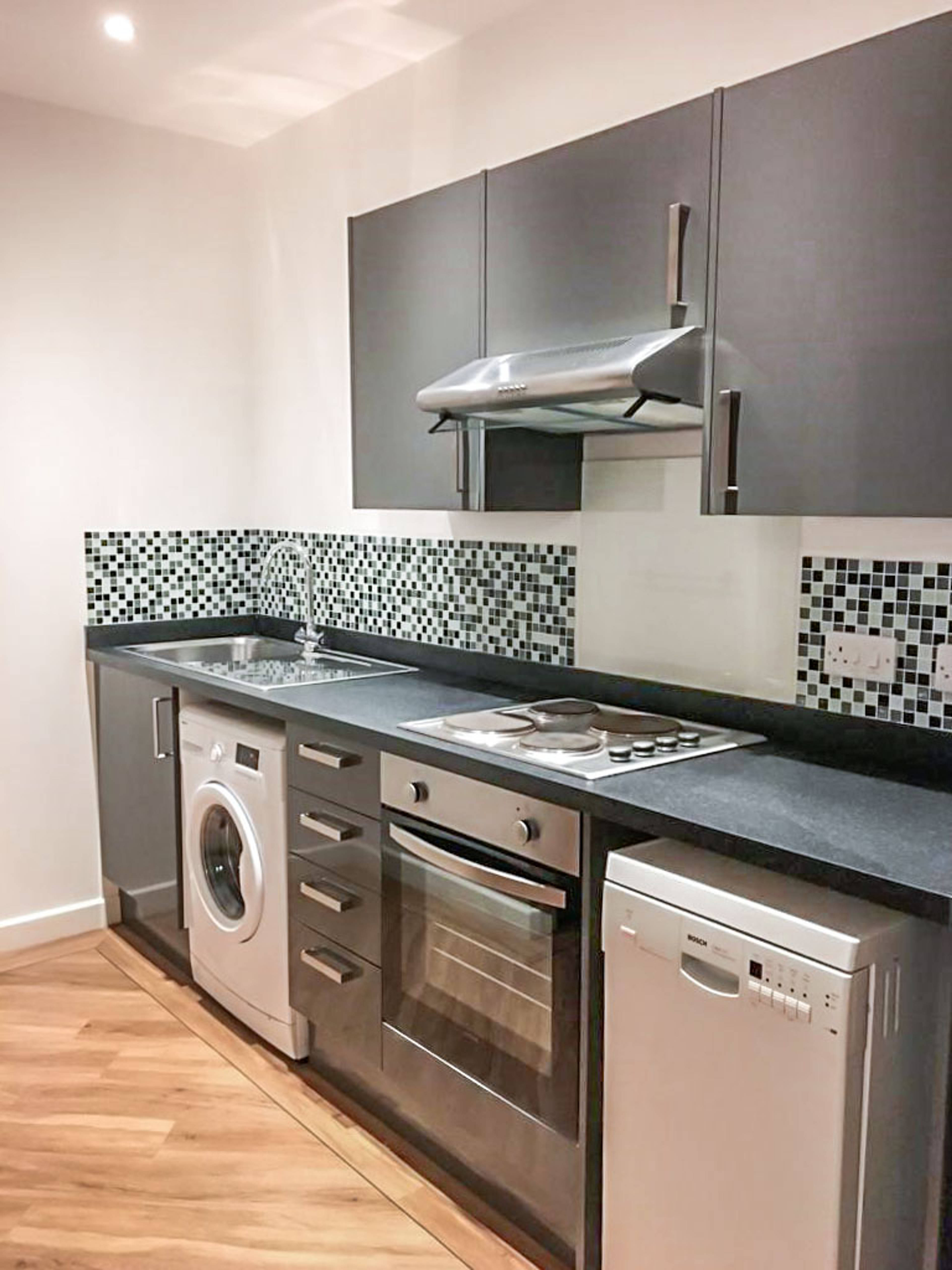 Lounge / Kitchen
