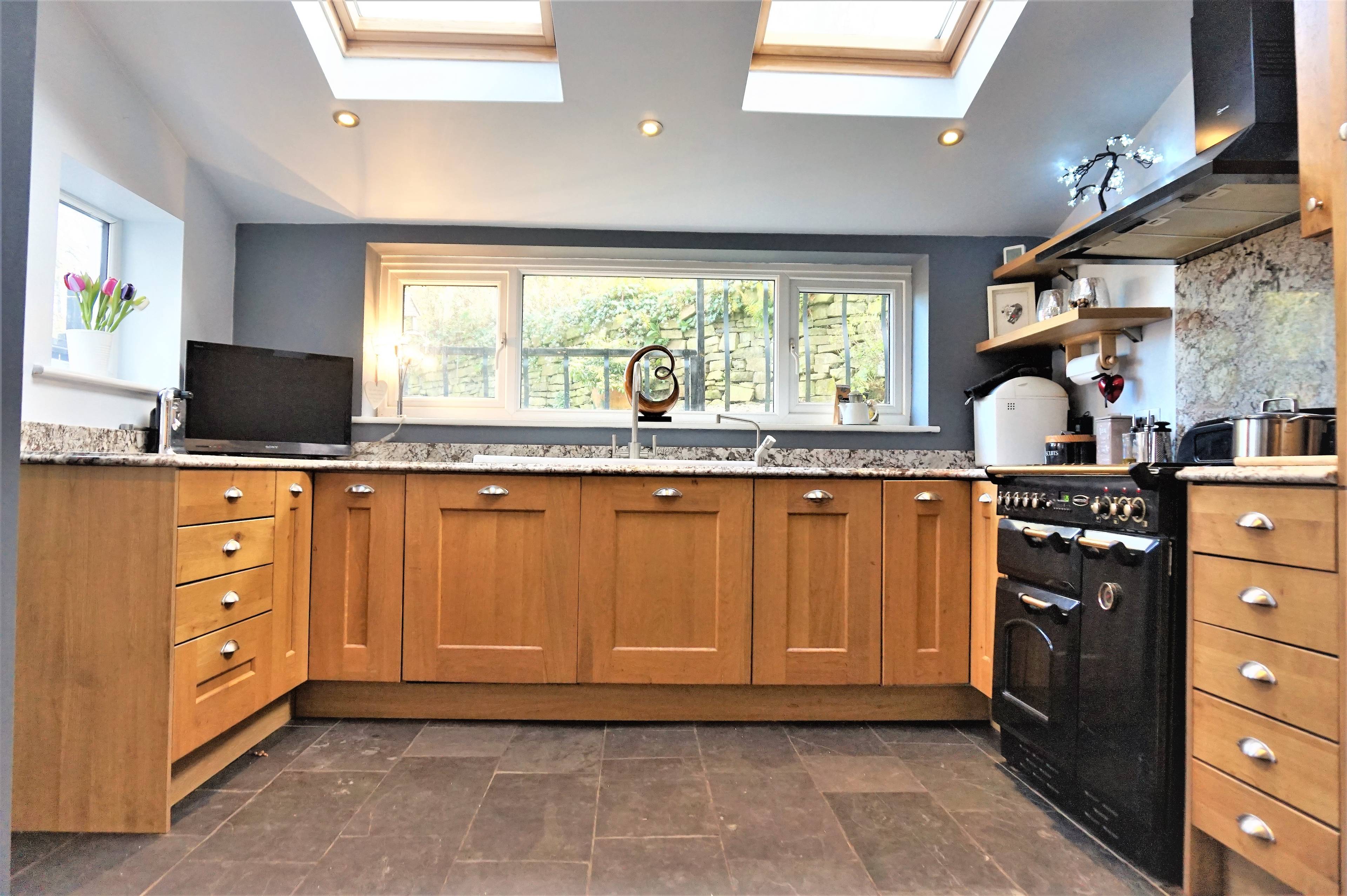 Kitchen / Breakfast