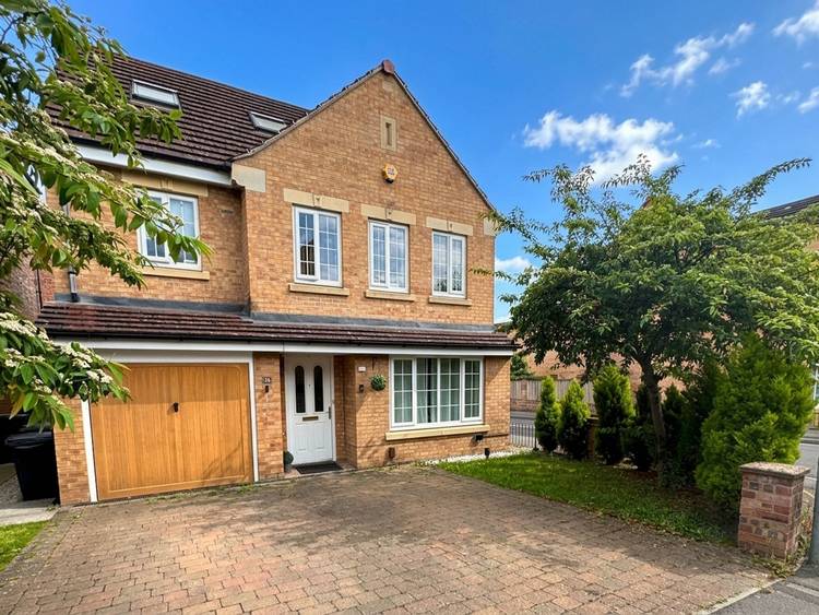 4 bedroom detached house