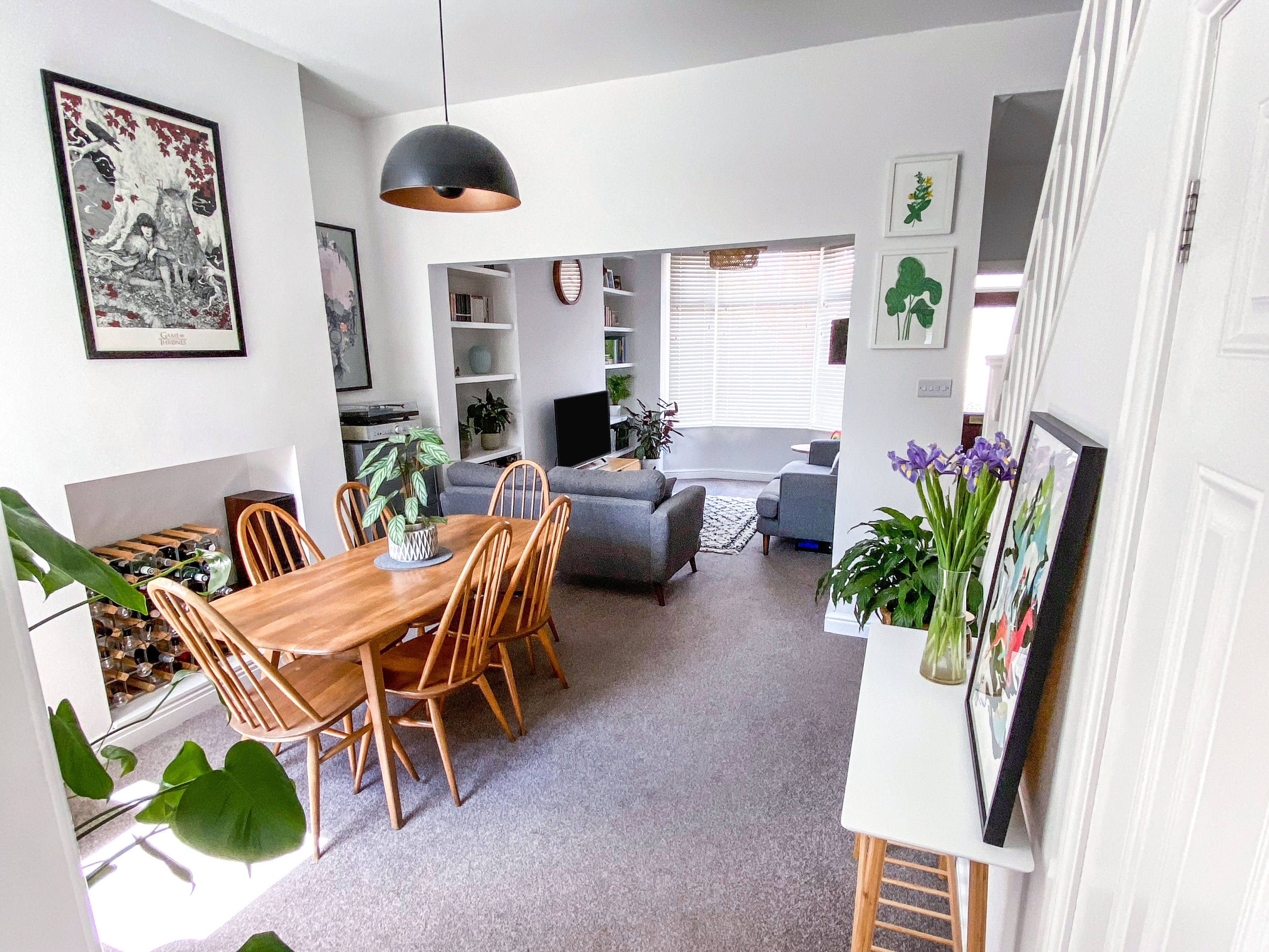 Lounge/Dining Room