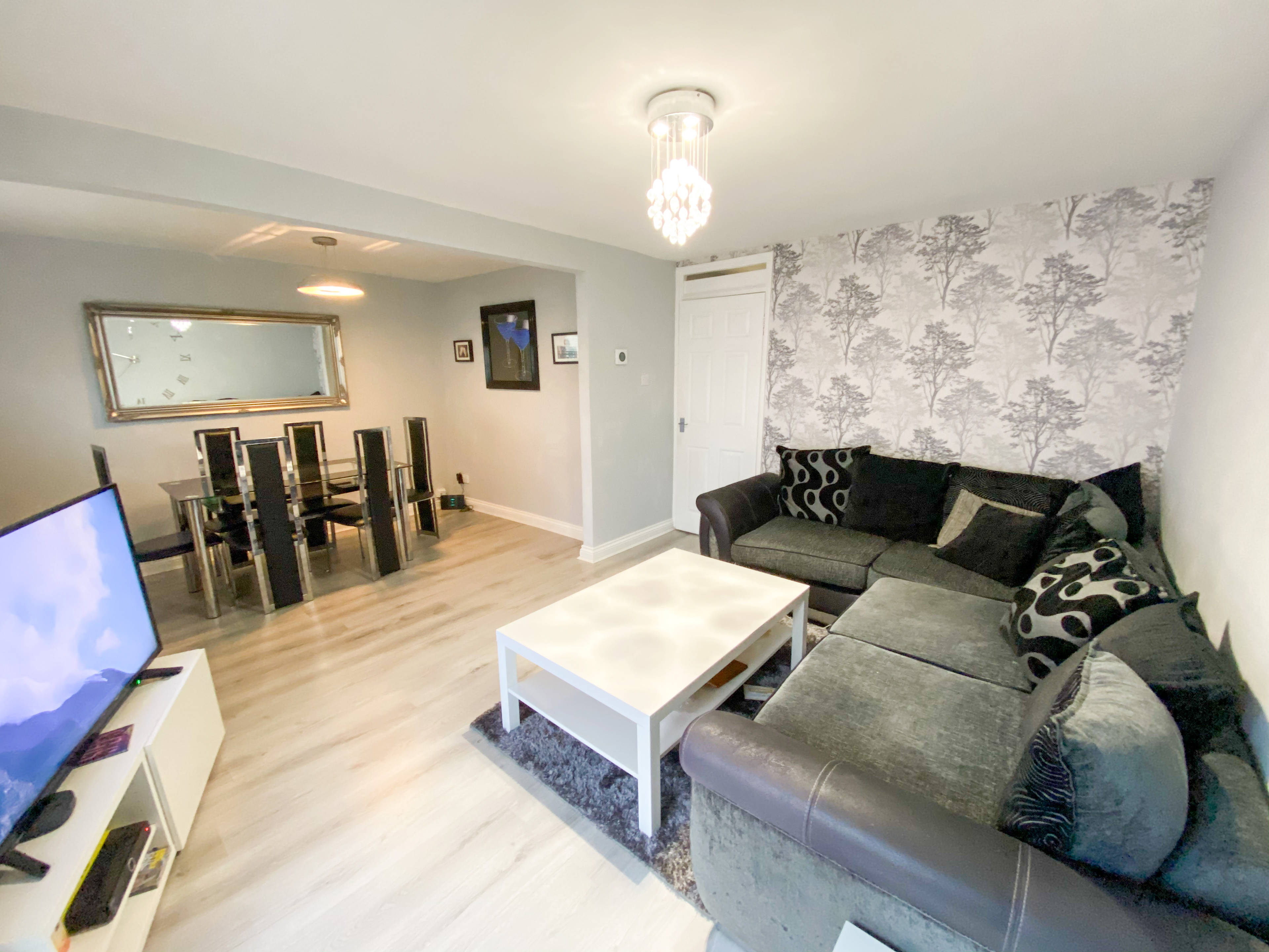 Living / Dining Room