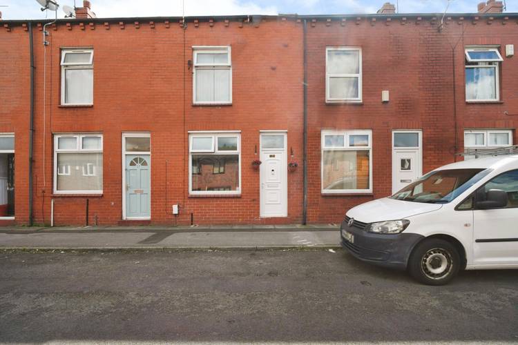 2 bedroom terraced house