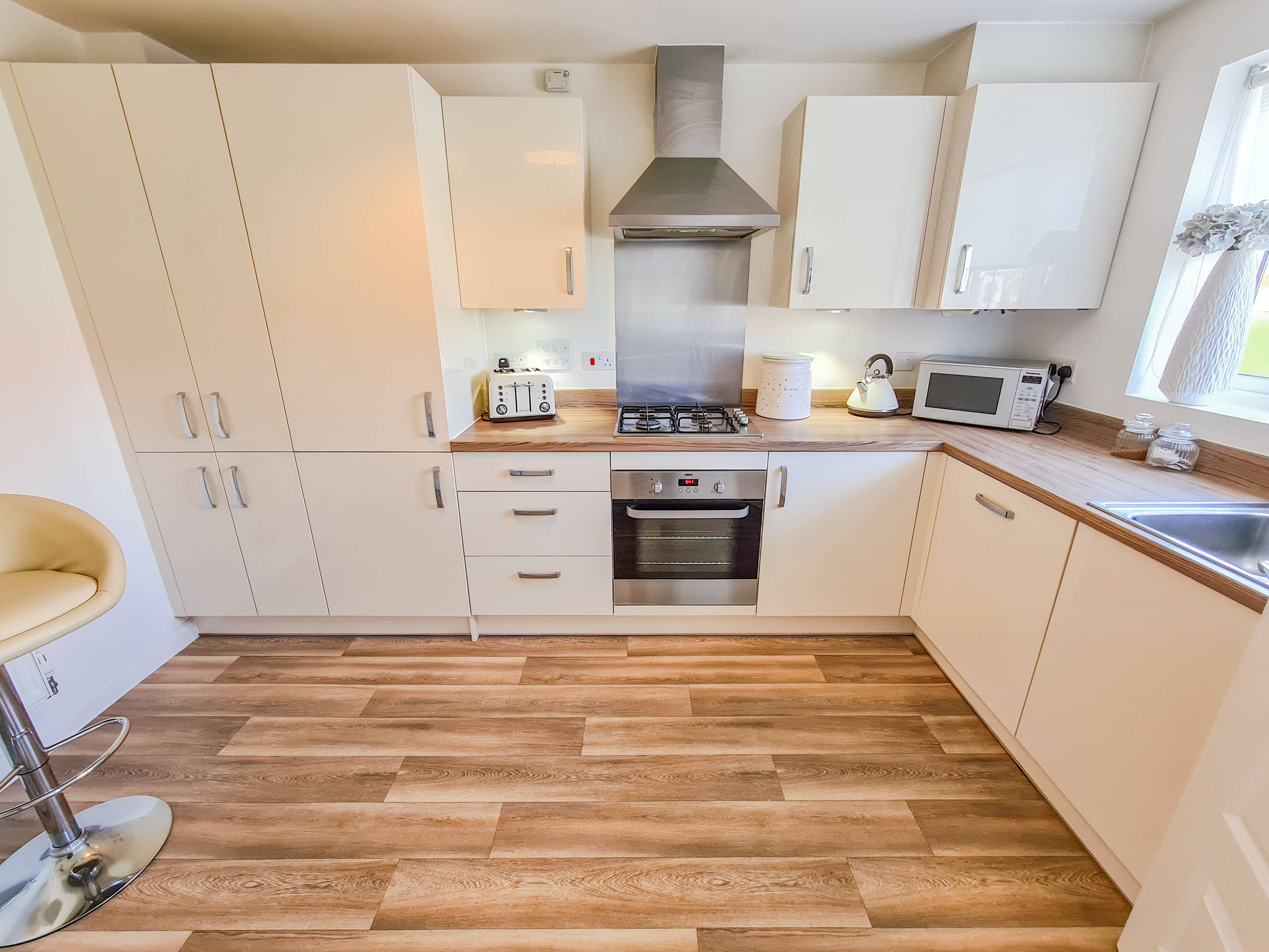 Kitchen/Breakfast