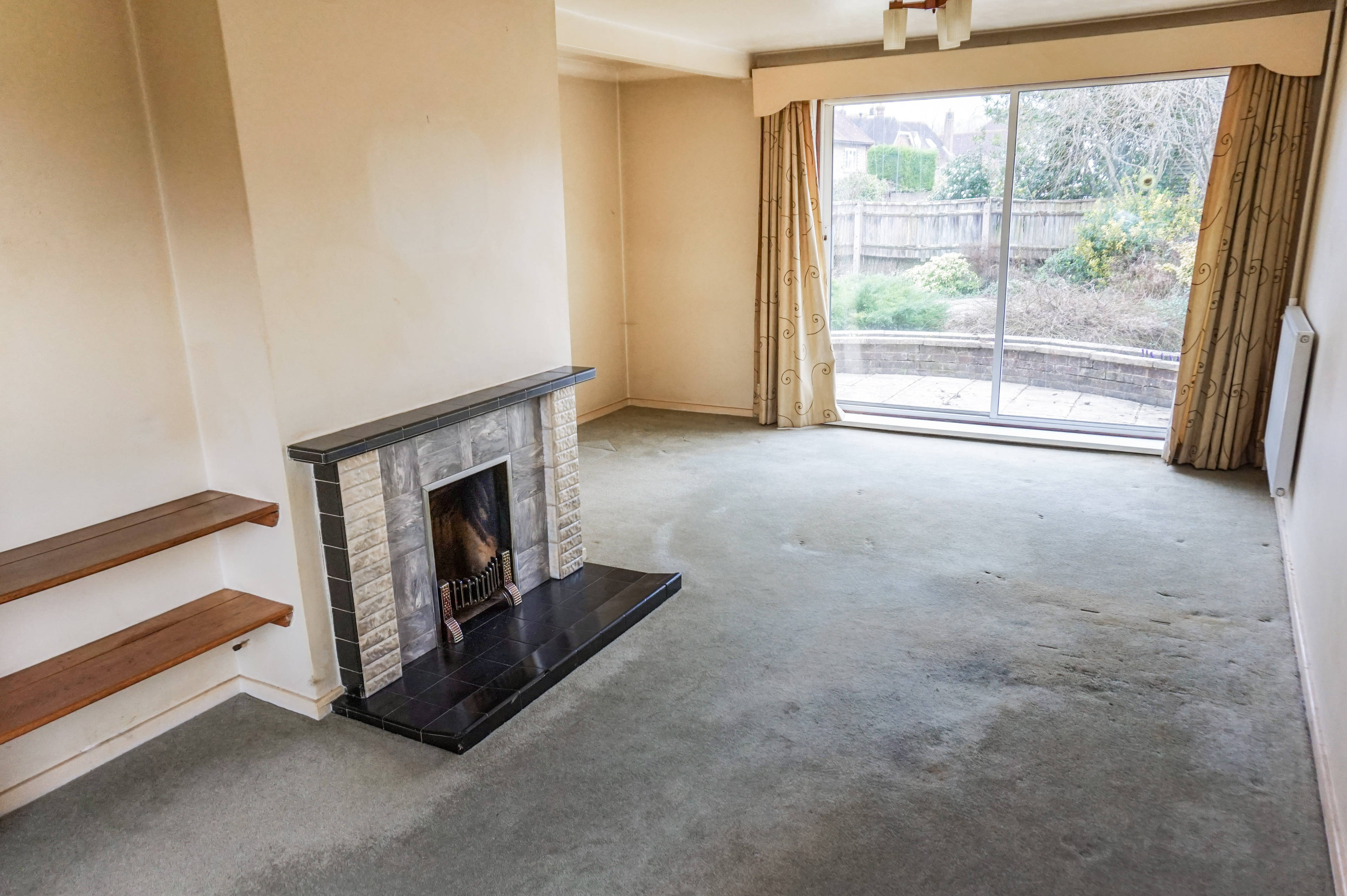 Lounge/Dining Room