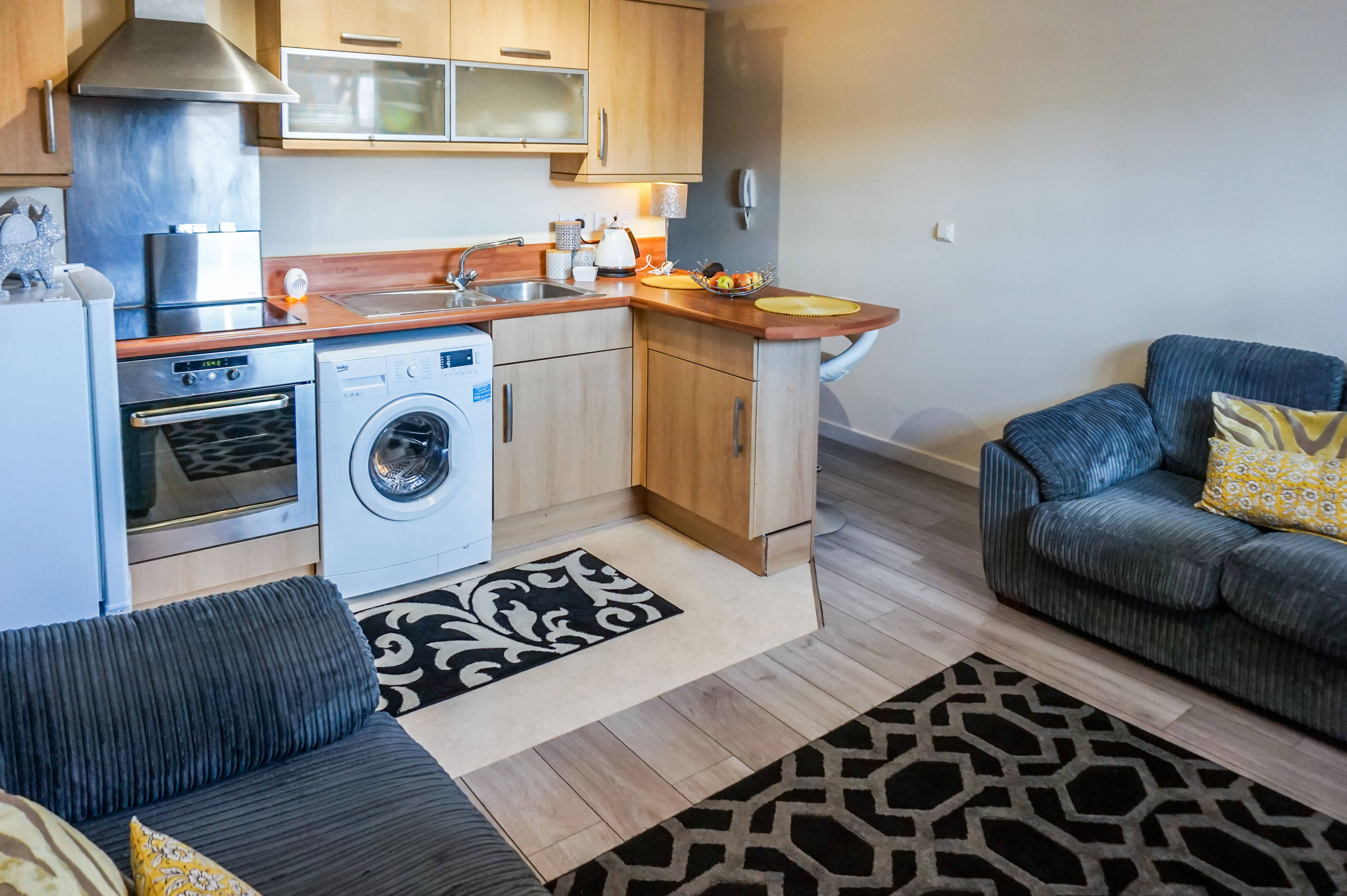 Lounge / Kitchen
