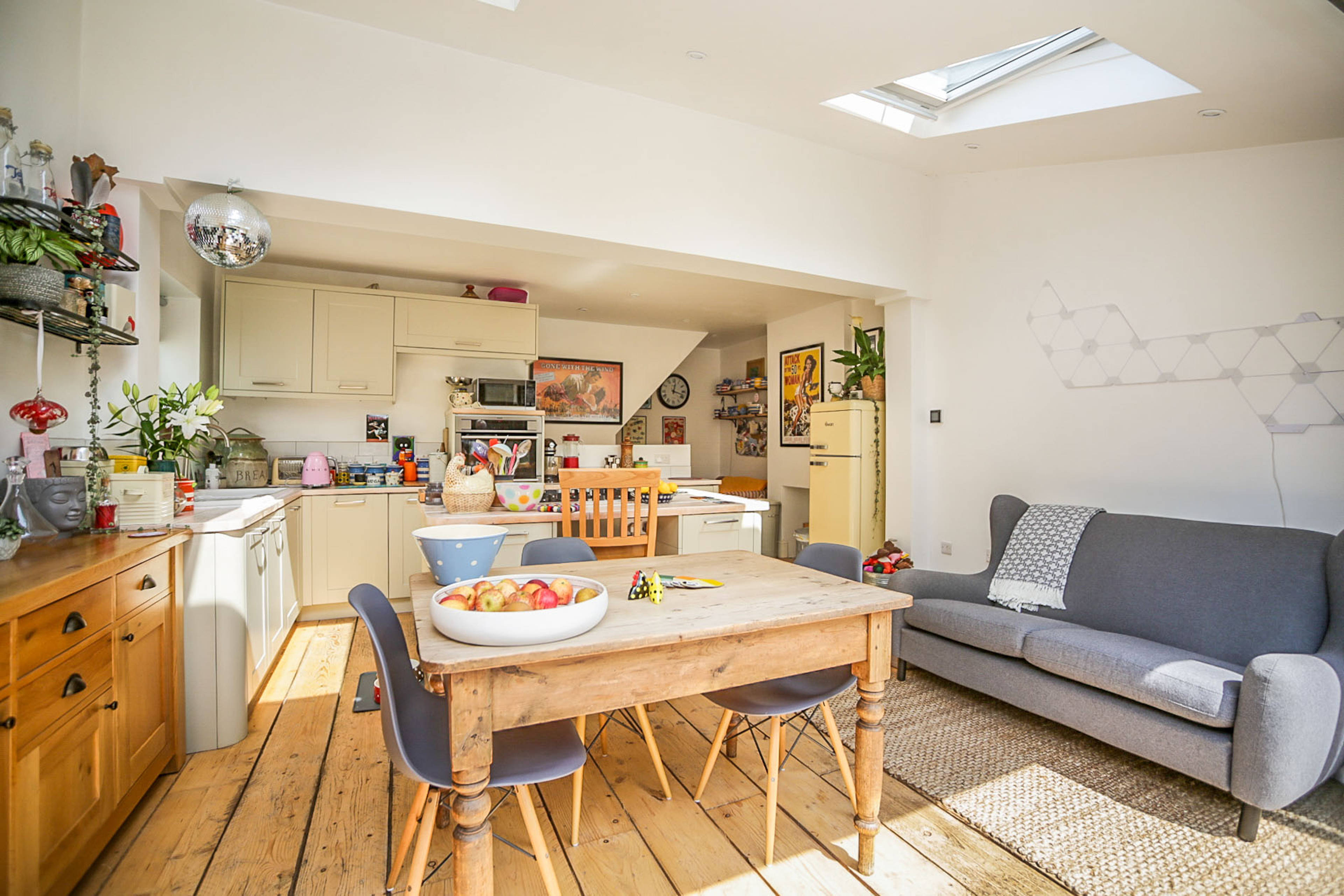Kitchen/Dining Room