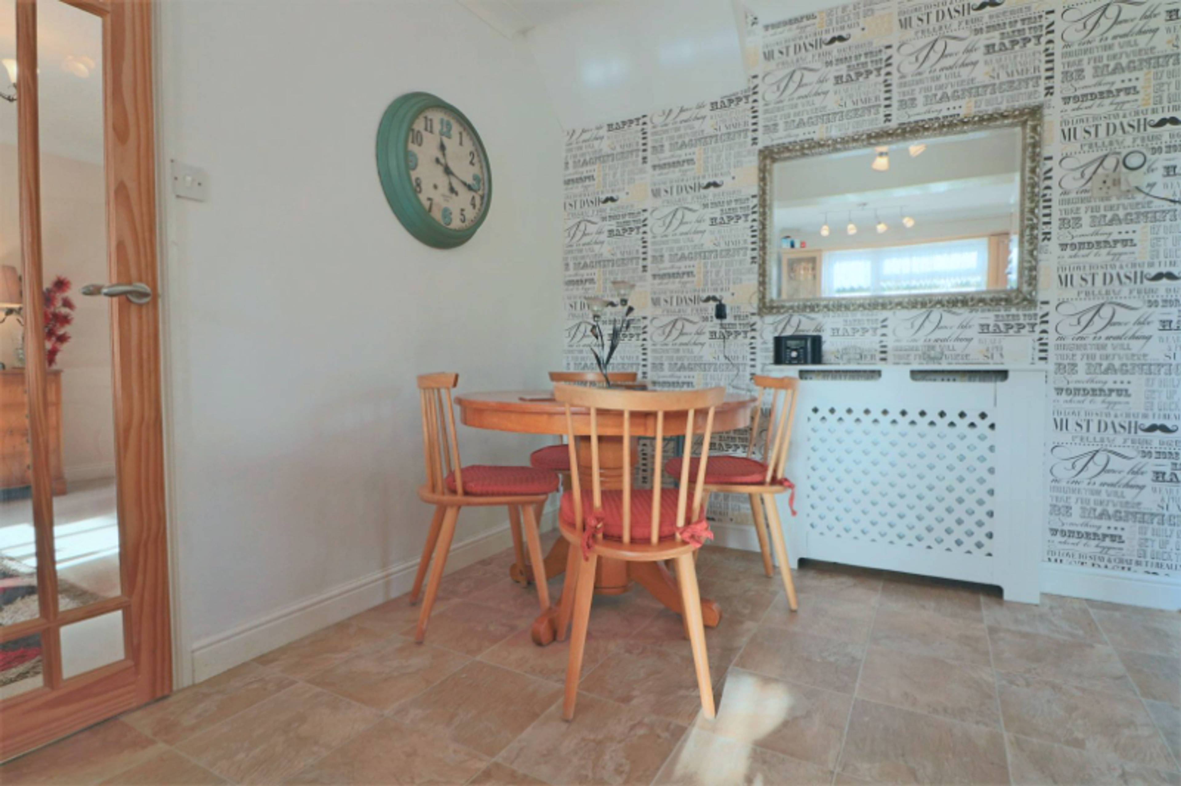 Breakfast Room