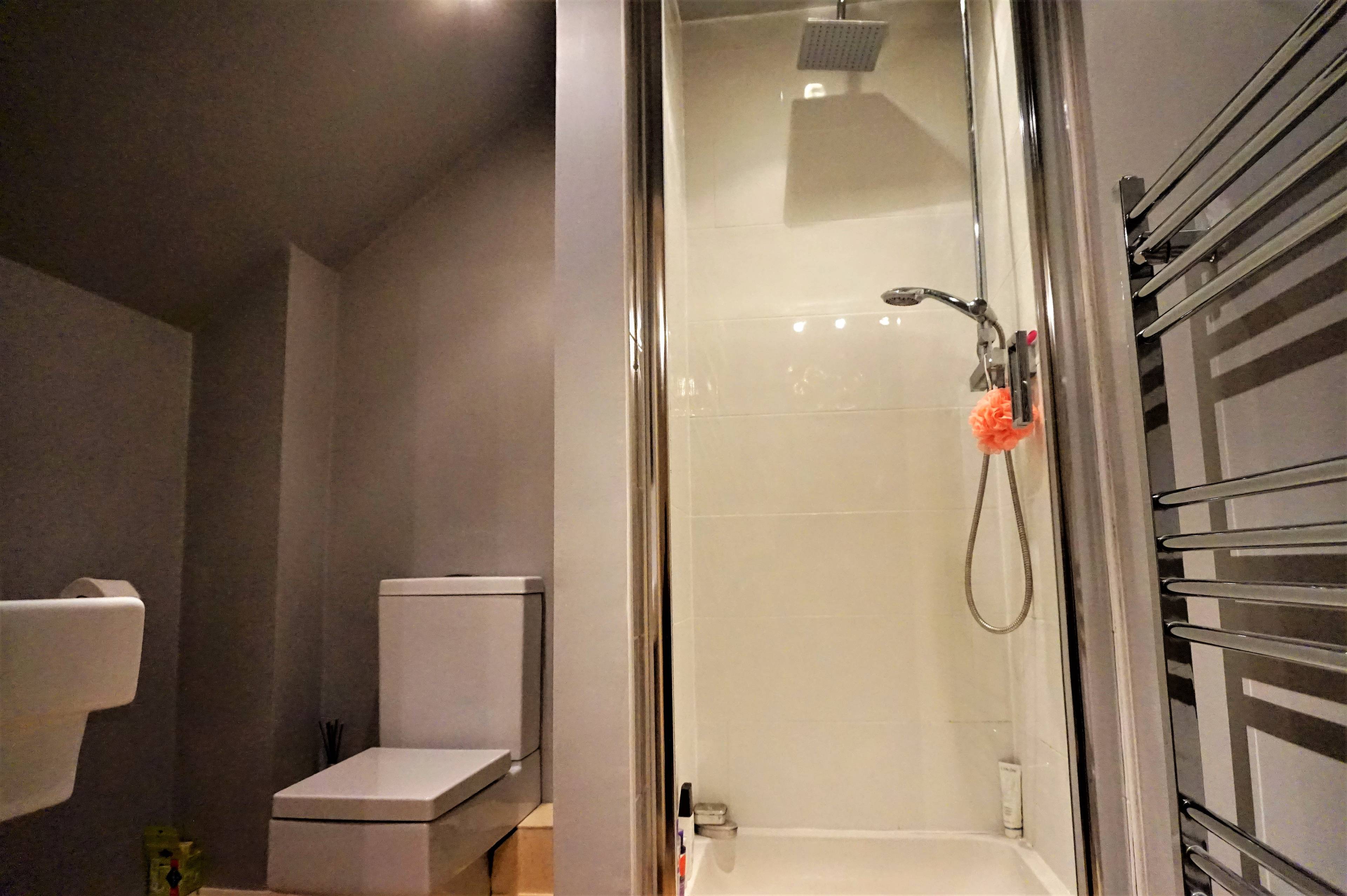Master En-suite