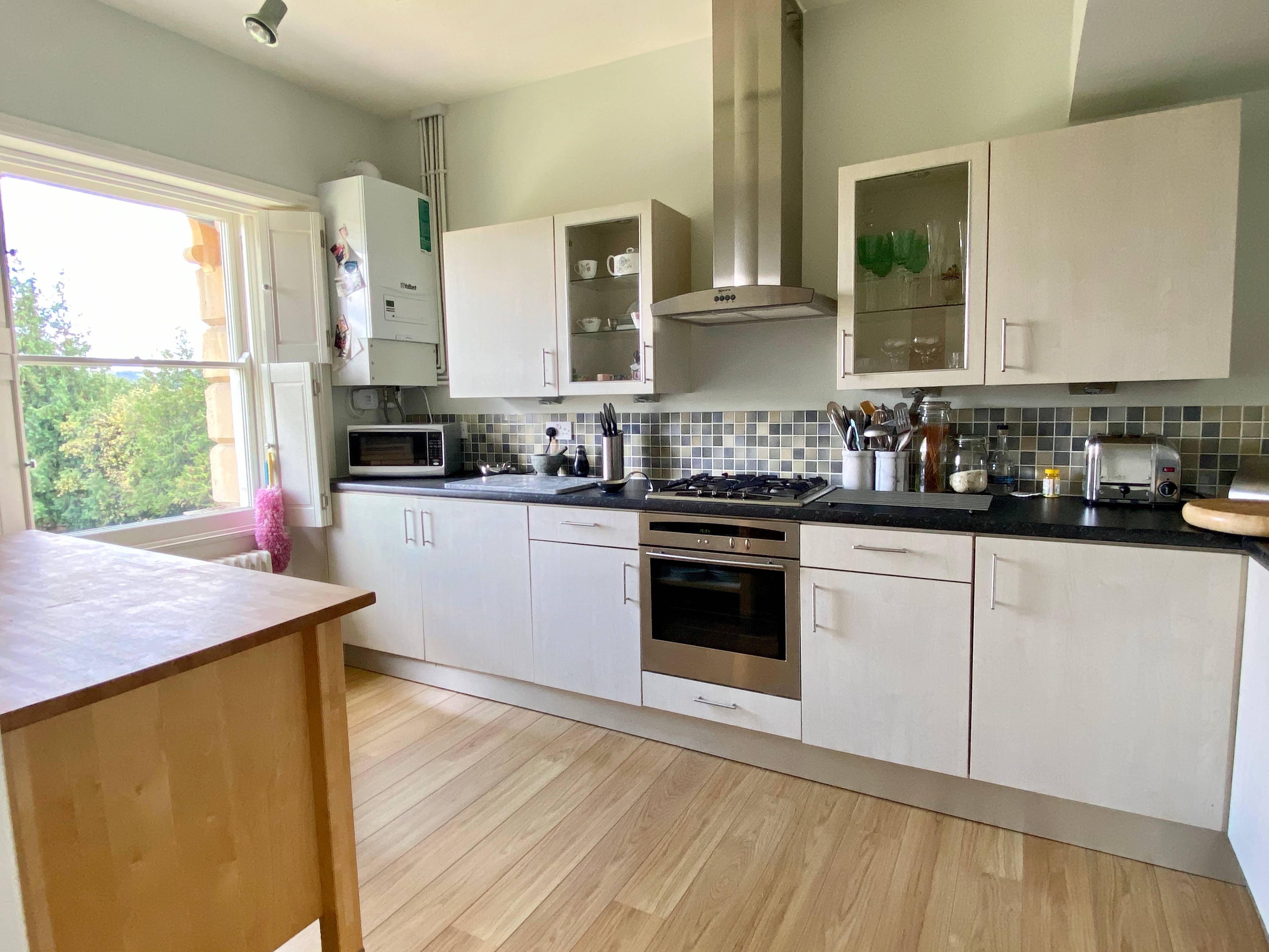 Kitchen/Breakfast