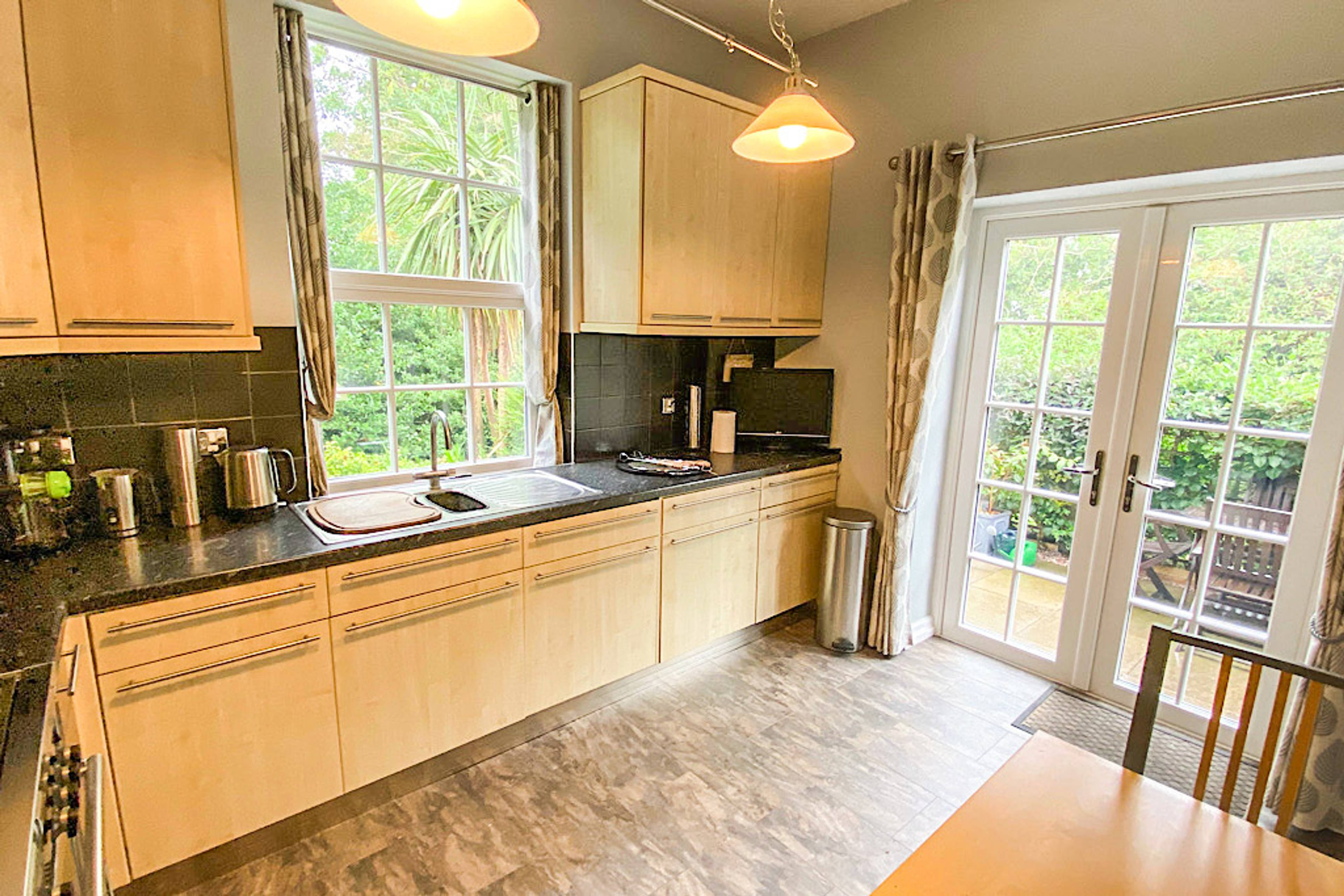 Kitchen/Breakfast