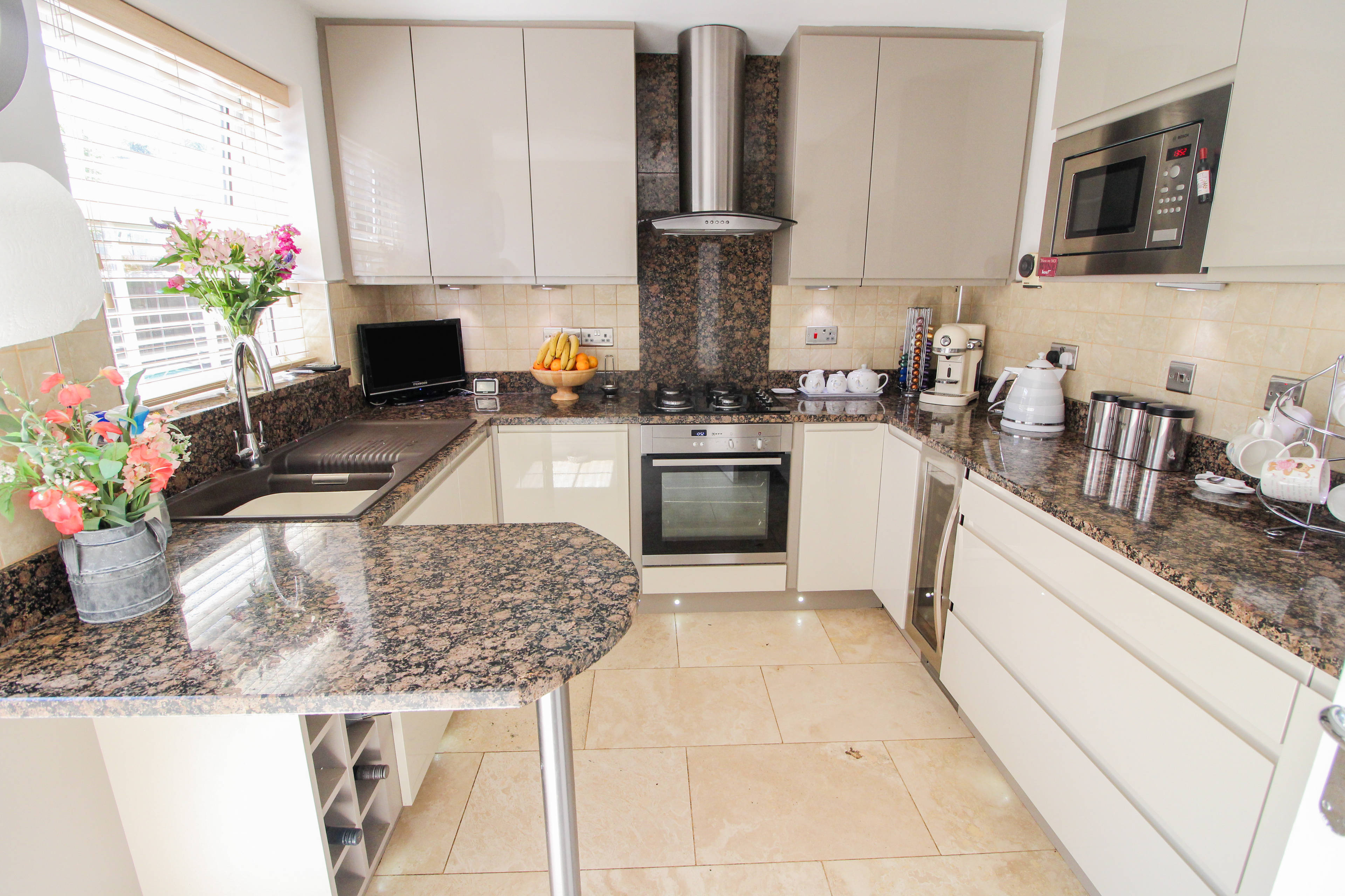 Kitchen/Breakfast