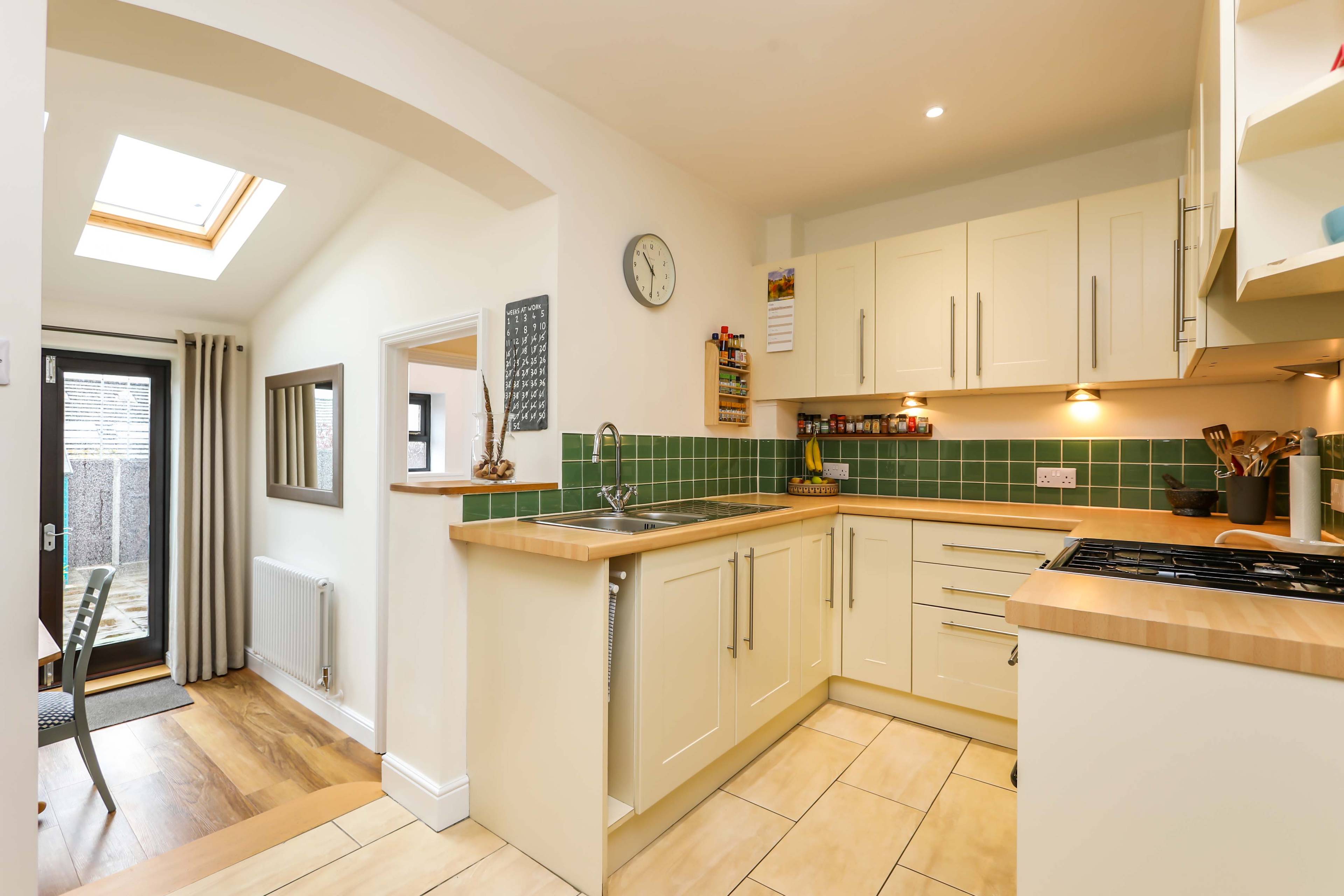 Kitchen/Breakfast