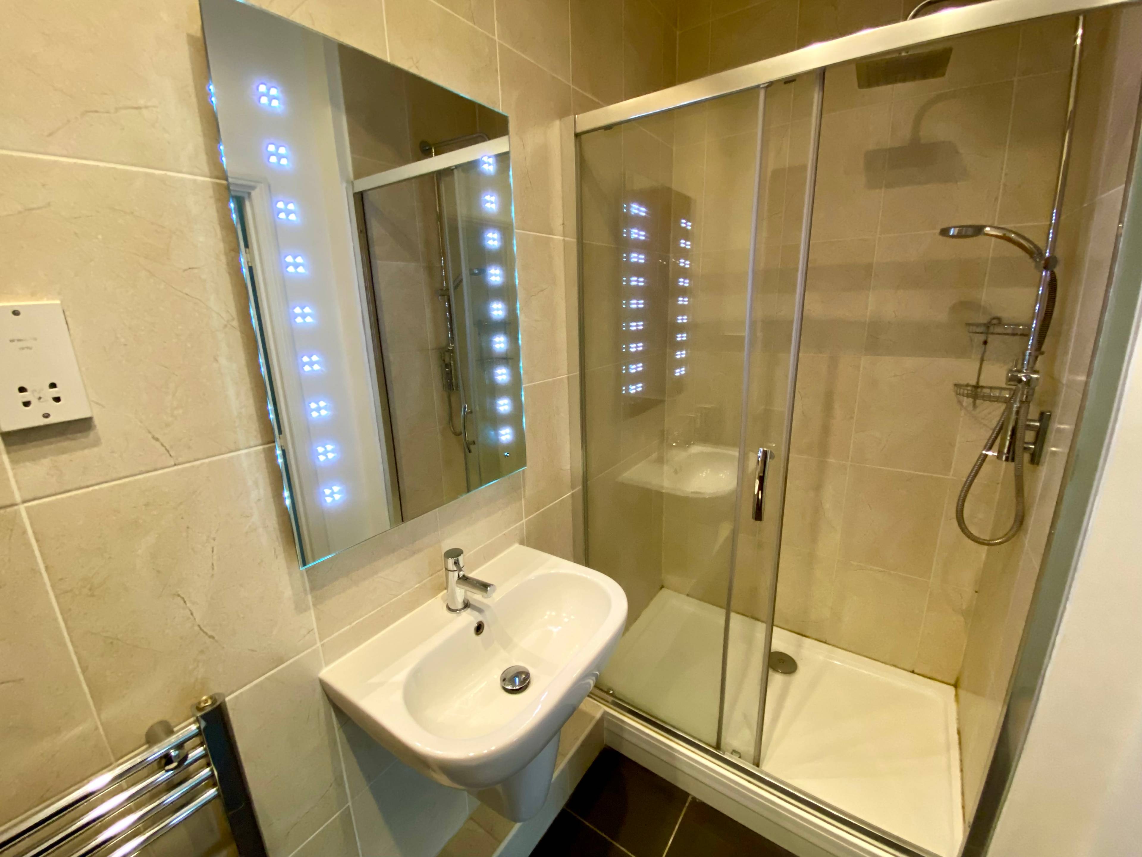 Master En-suite
