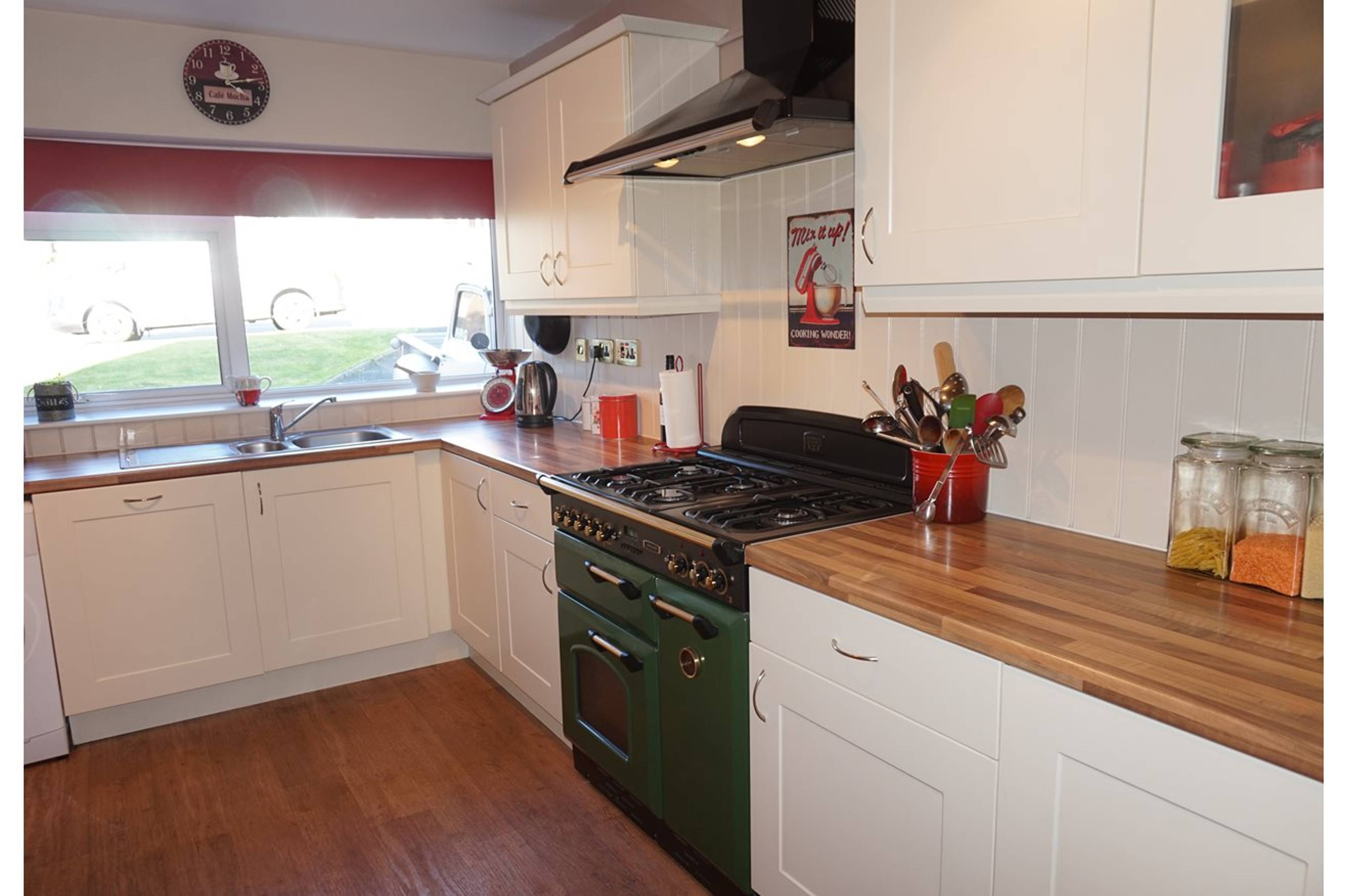 Kitchen / Diner