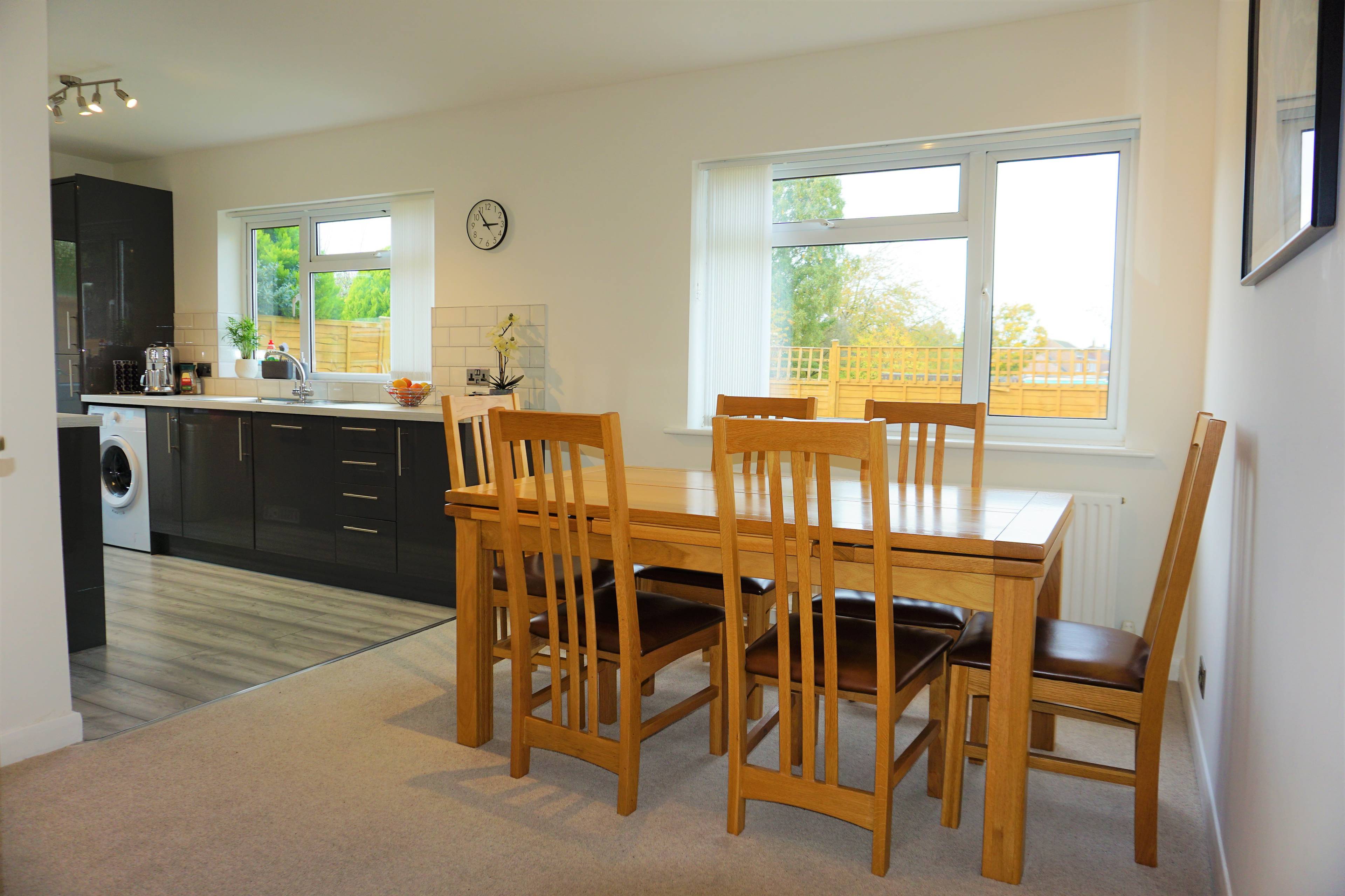 Kitchen/Dining Room
