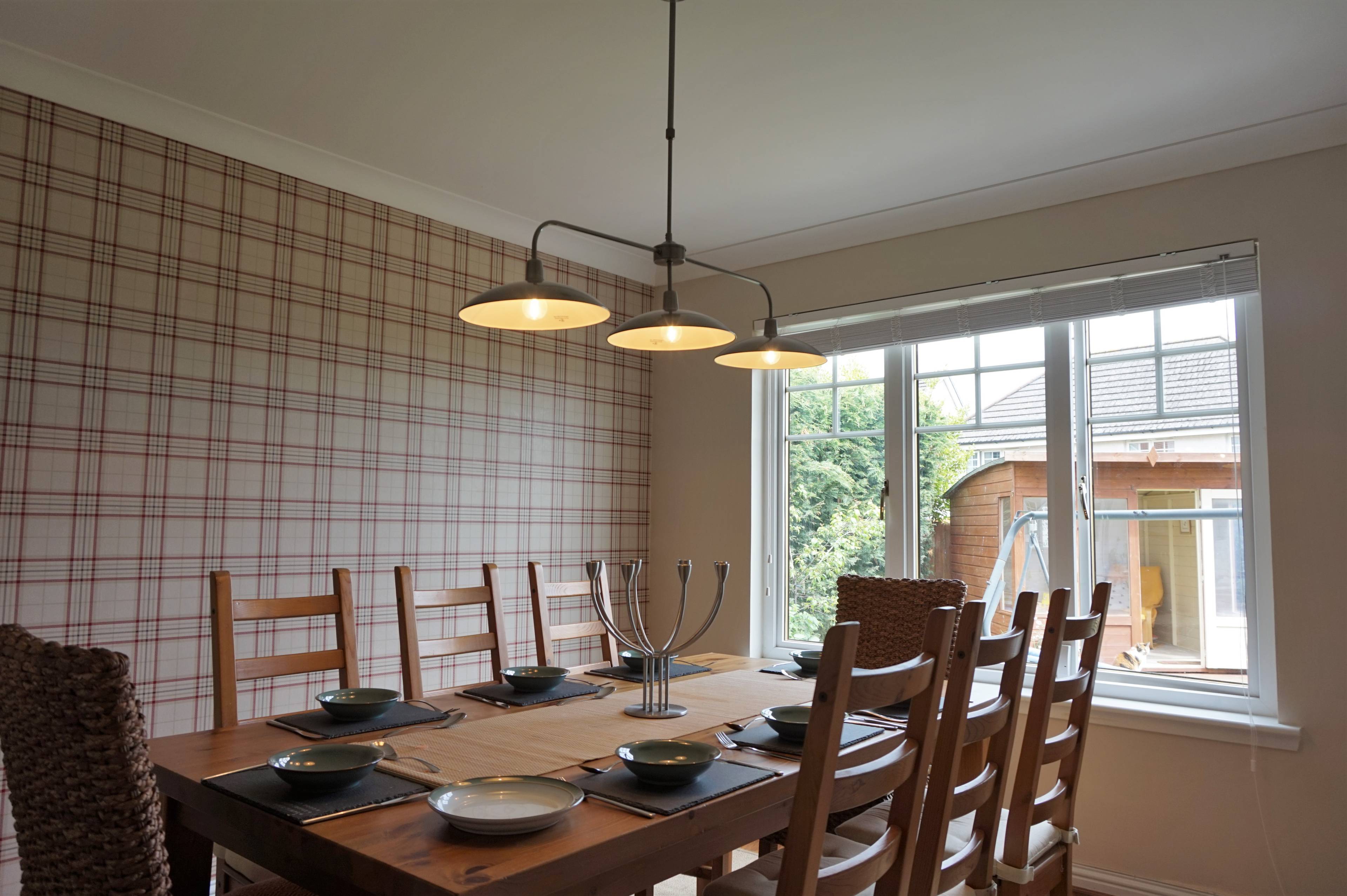 Dining Room/Bed 5