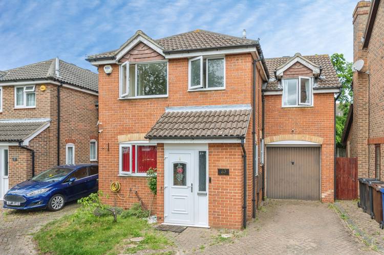 3 bedroom detached house