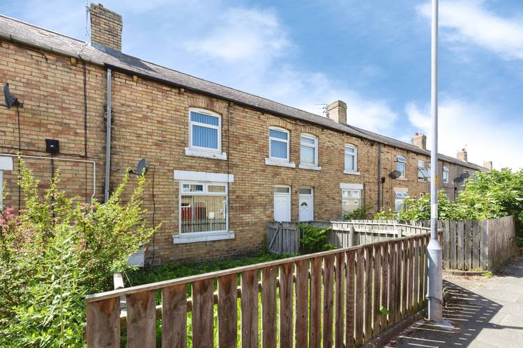 2 bedroom terraced house