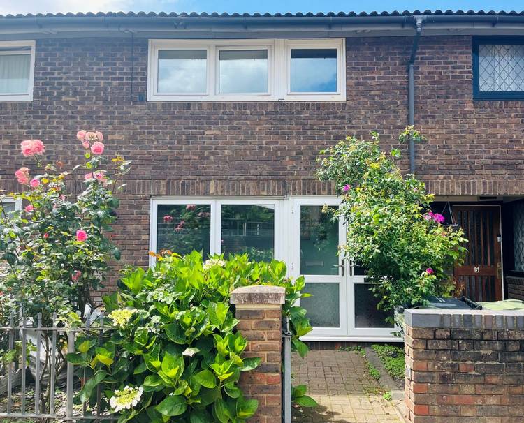 4 bedroom terraced house