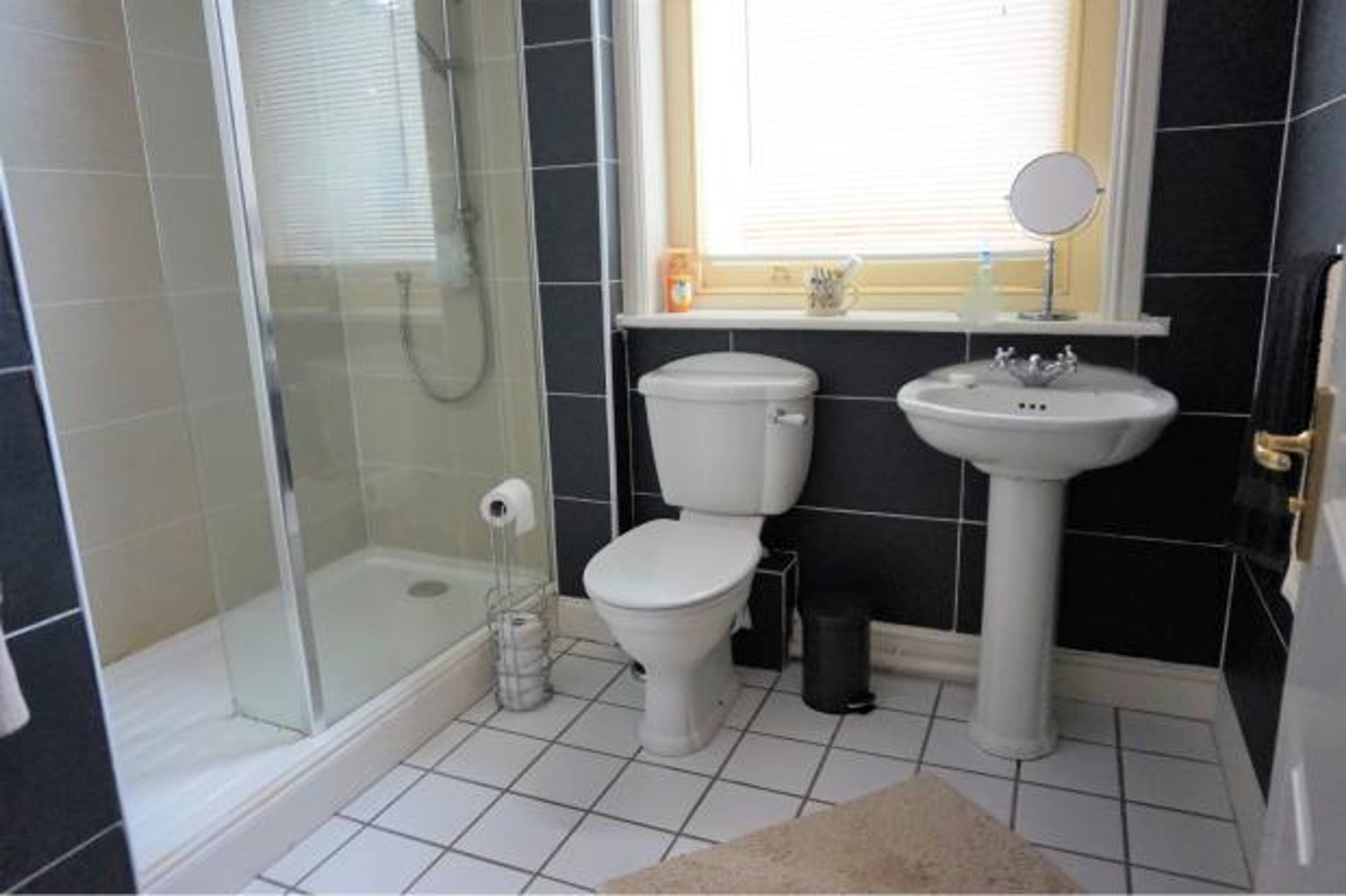 Master En-suite