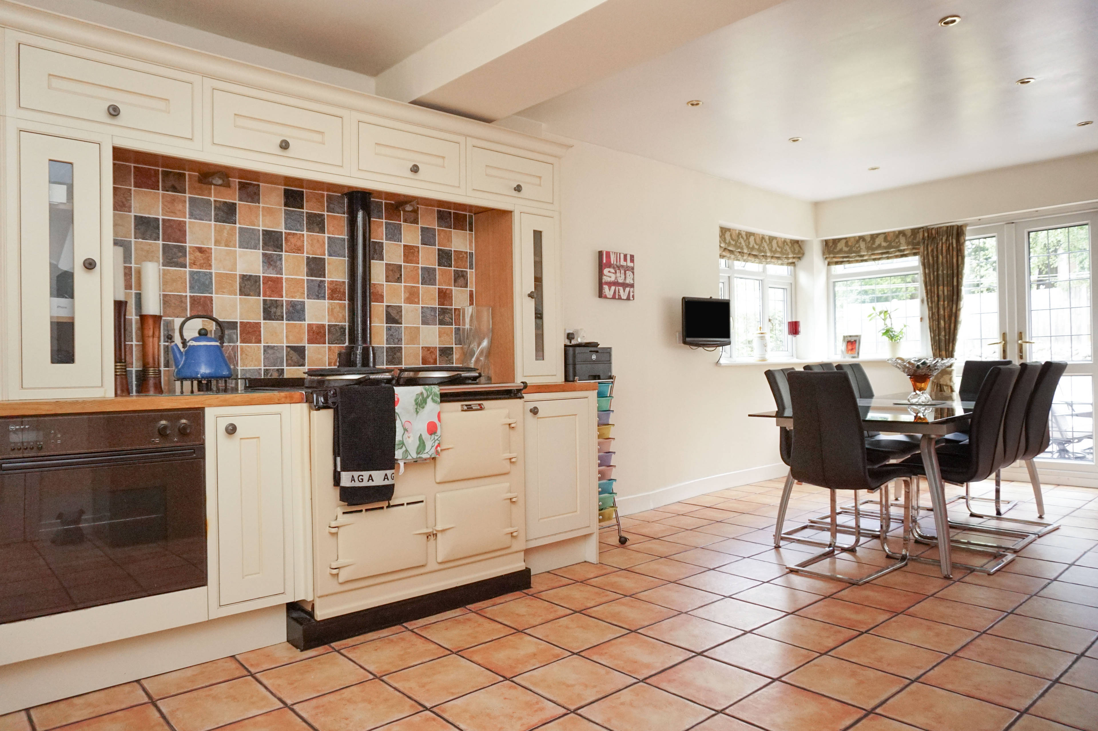 Kitchen/Dining Room