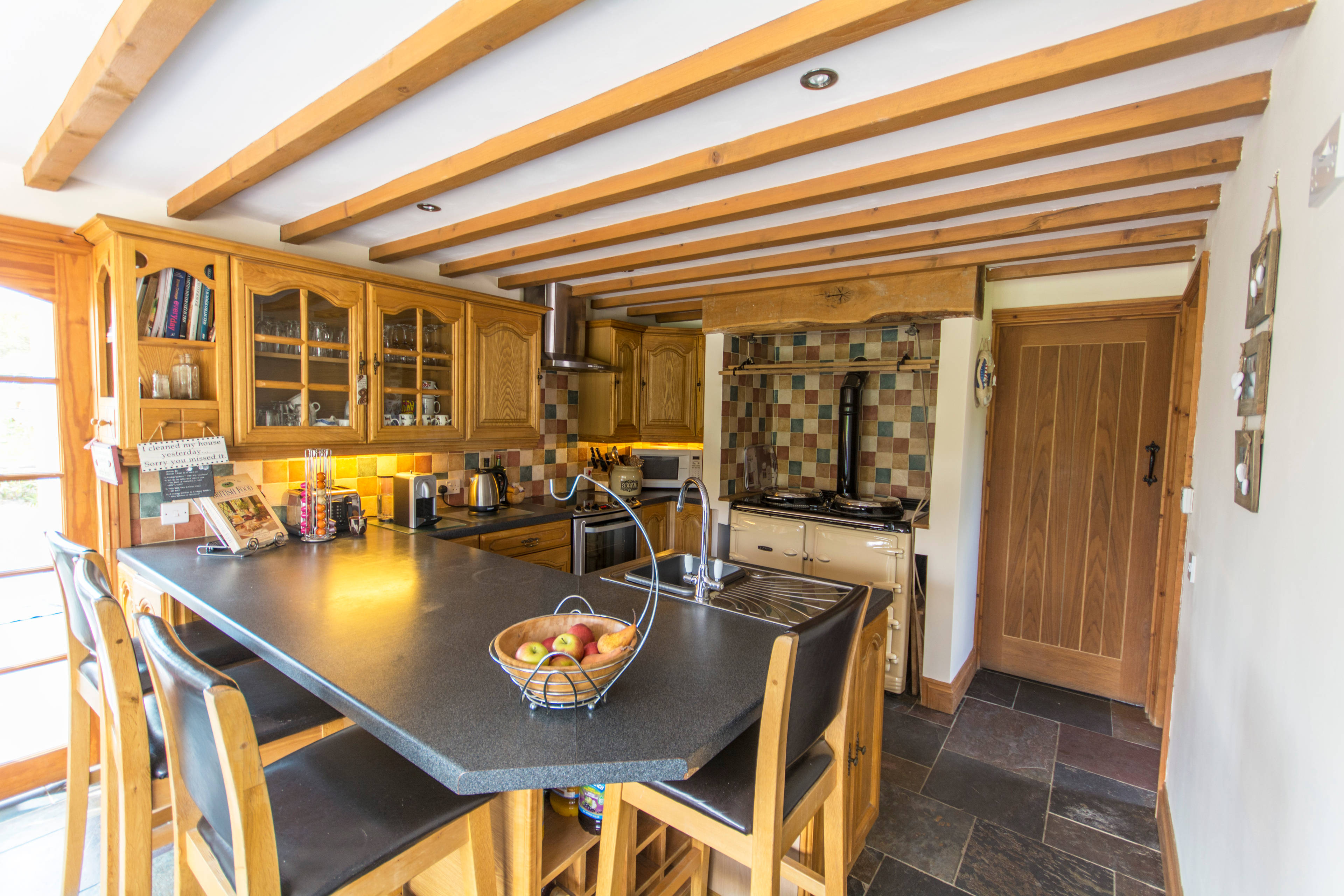 Kitchen/Breakfast