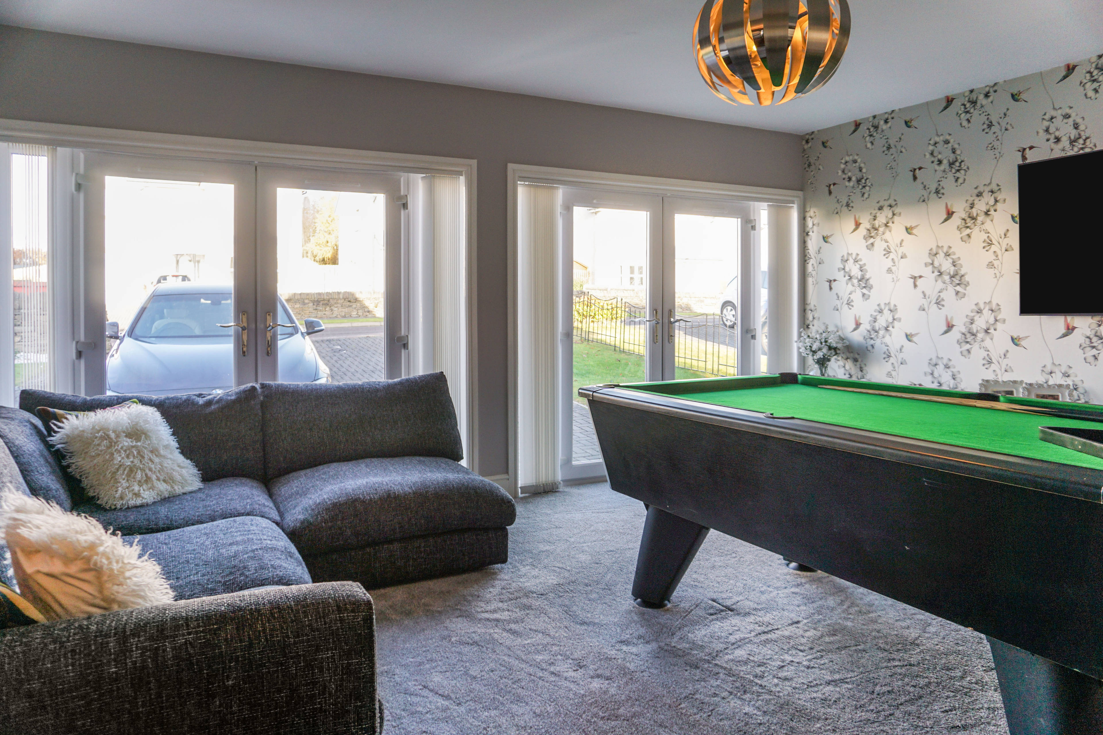 Lounge/Family/Games