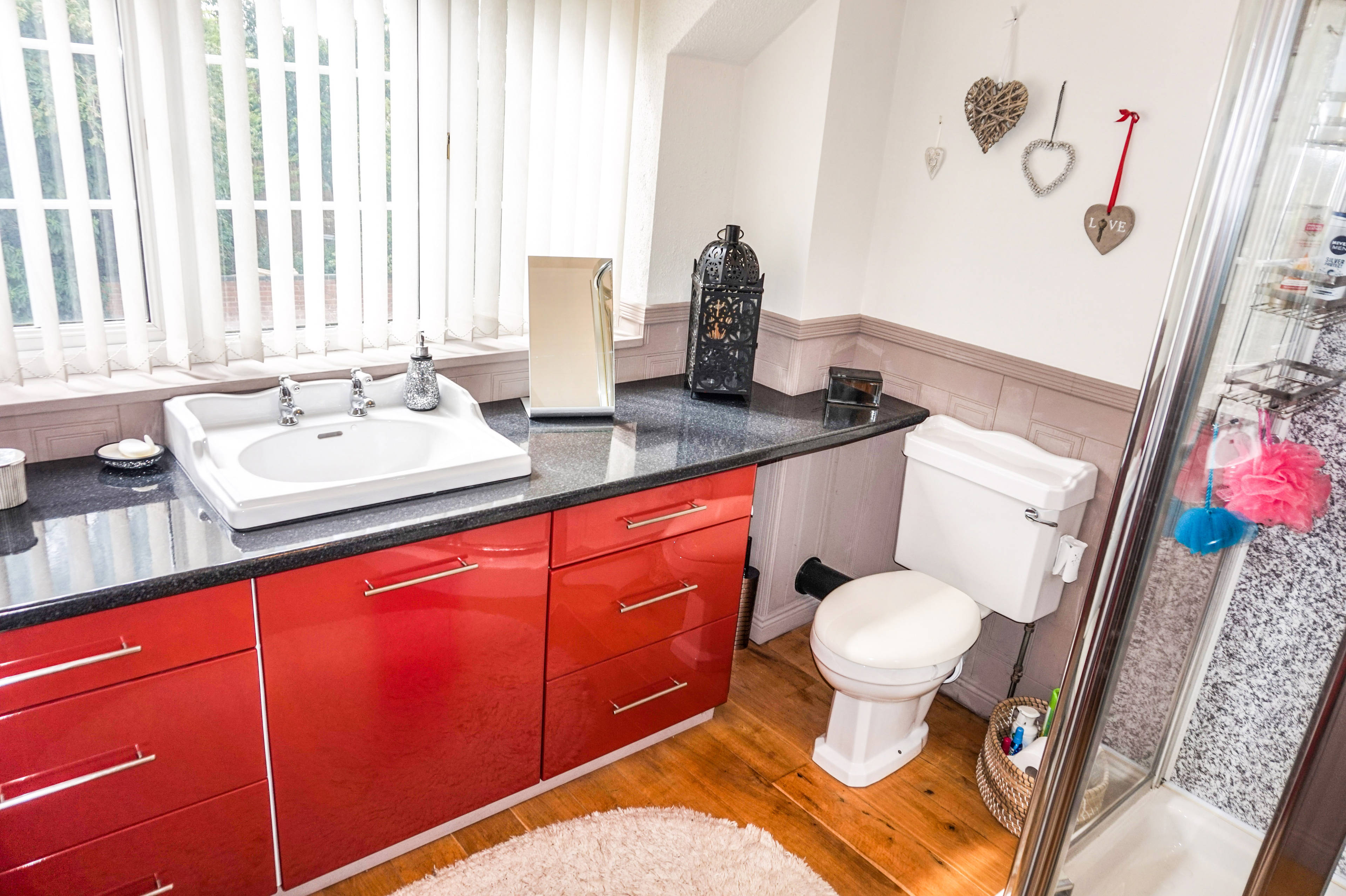 Master En-suite